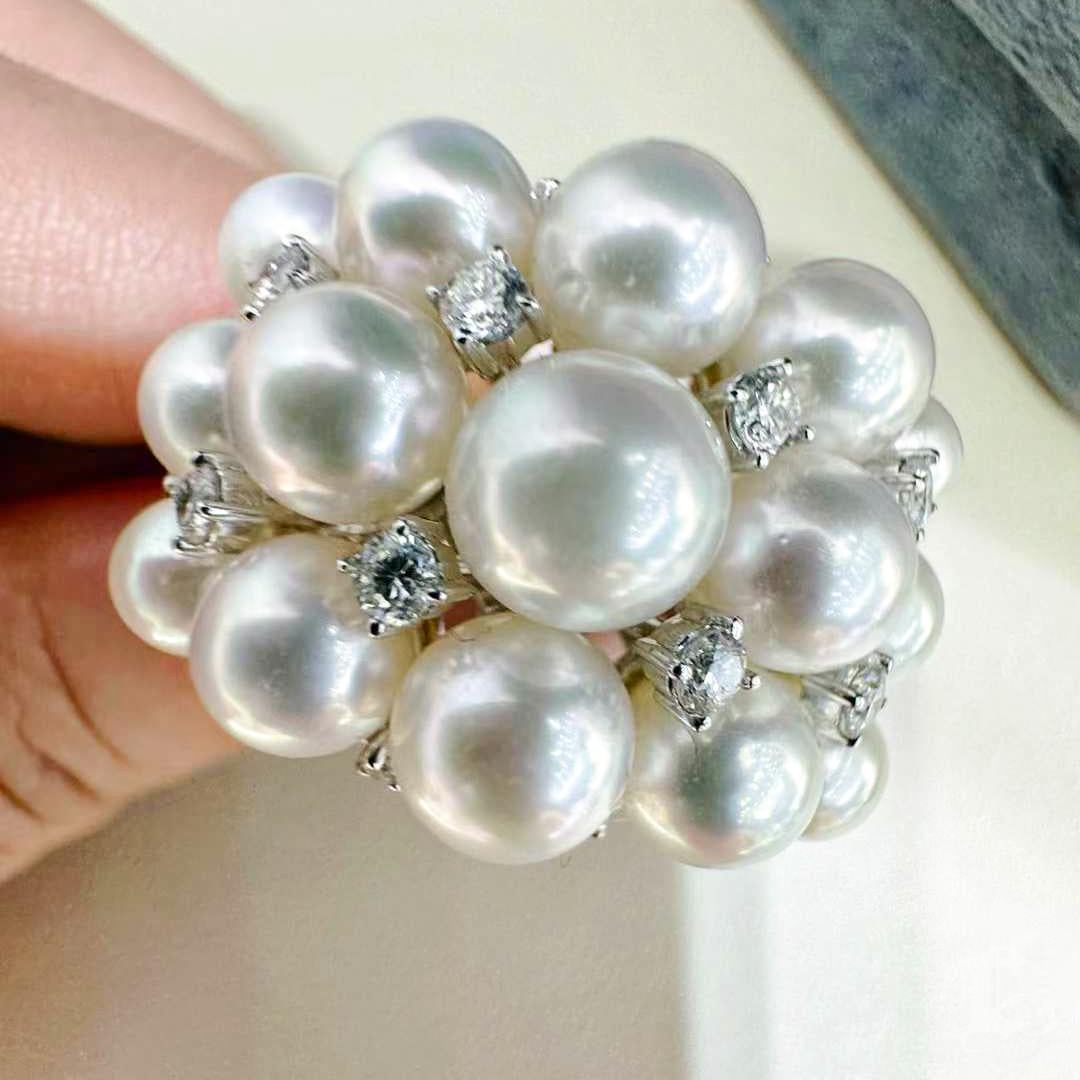 【Lustre Arc】Celestial Cluster Aurora Baby Akoya Perle Diamant Cocktail Ring im Zustand „Neu“ im Angebot in New York, NY