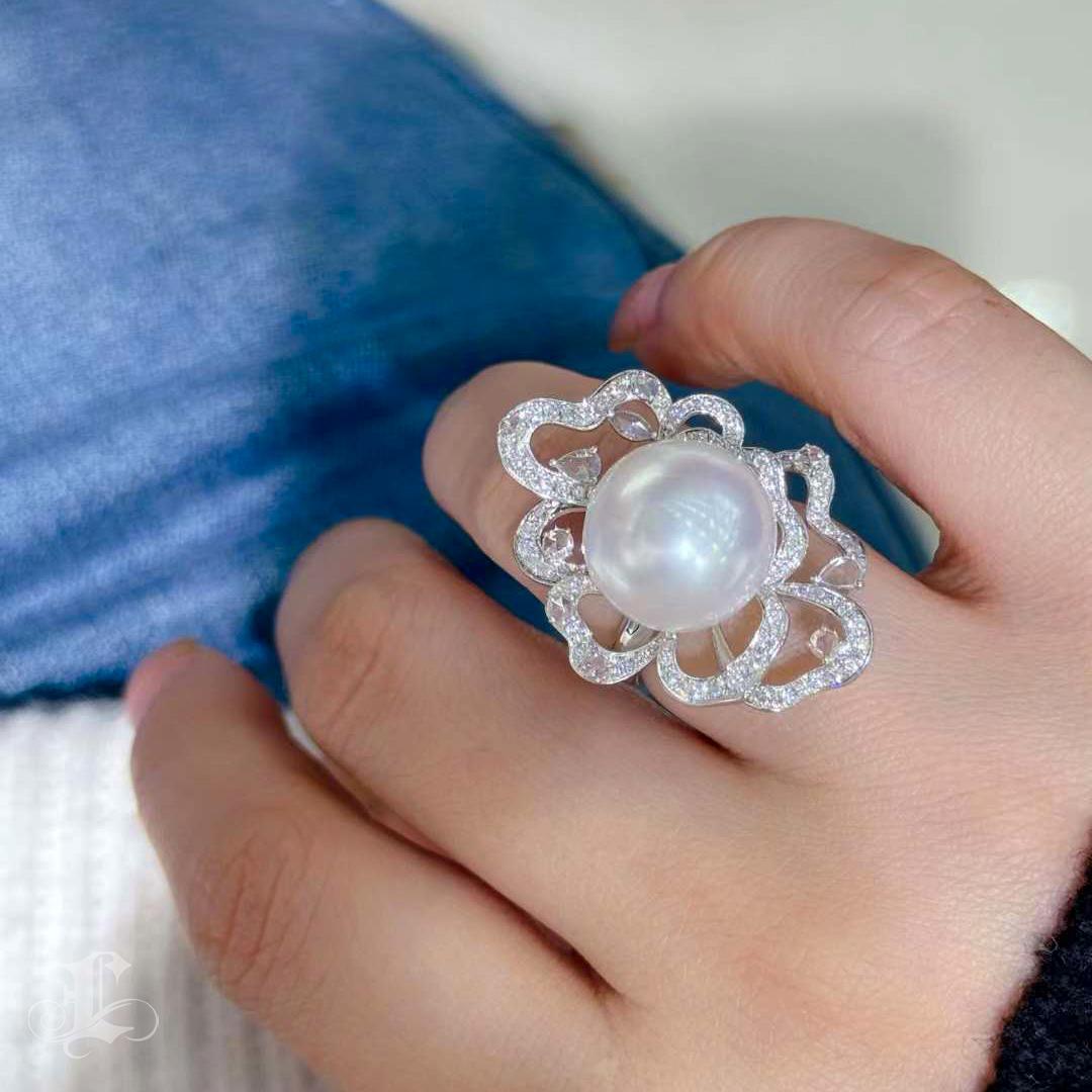 Uncut 【Vine Symphony】Cloud Bloom Aurora South Sea Pearl Diamond Ring For Sale
