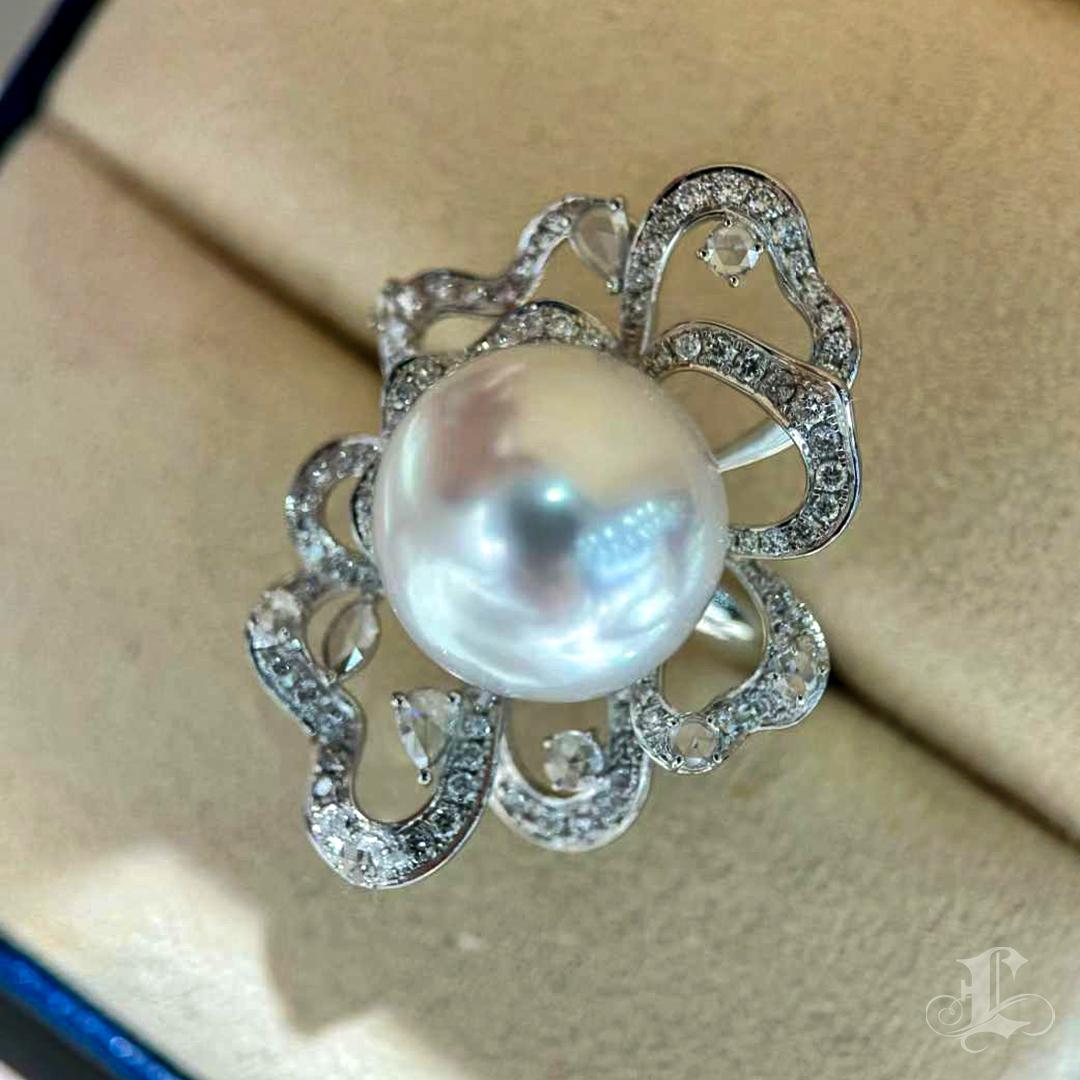 【Vine Symphony】Cloud Bloom Aurora South Sea Pearl Diamond Ring For Sale 1