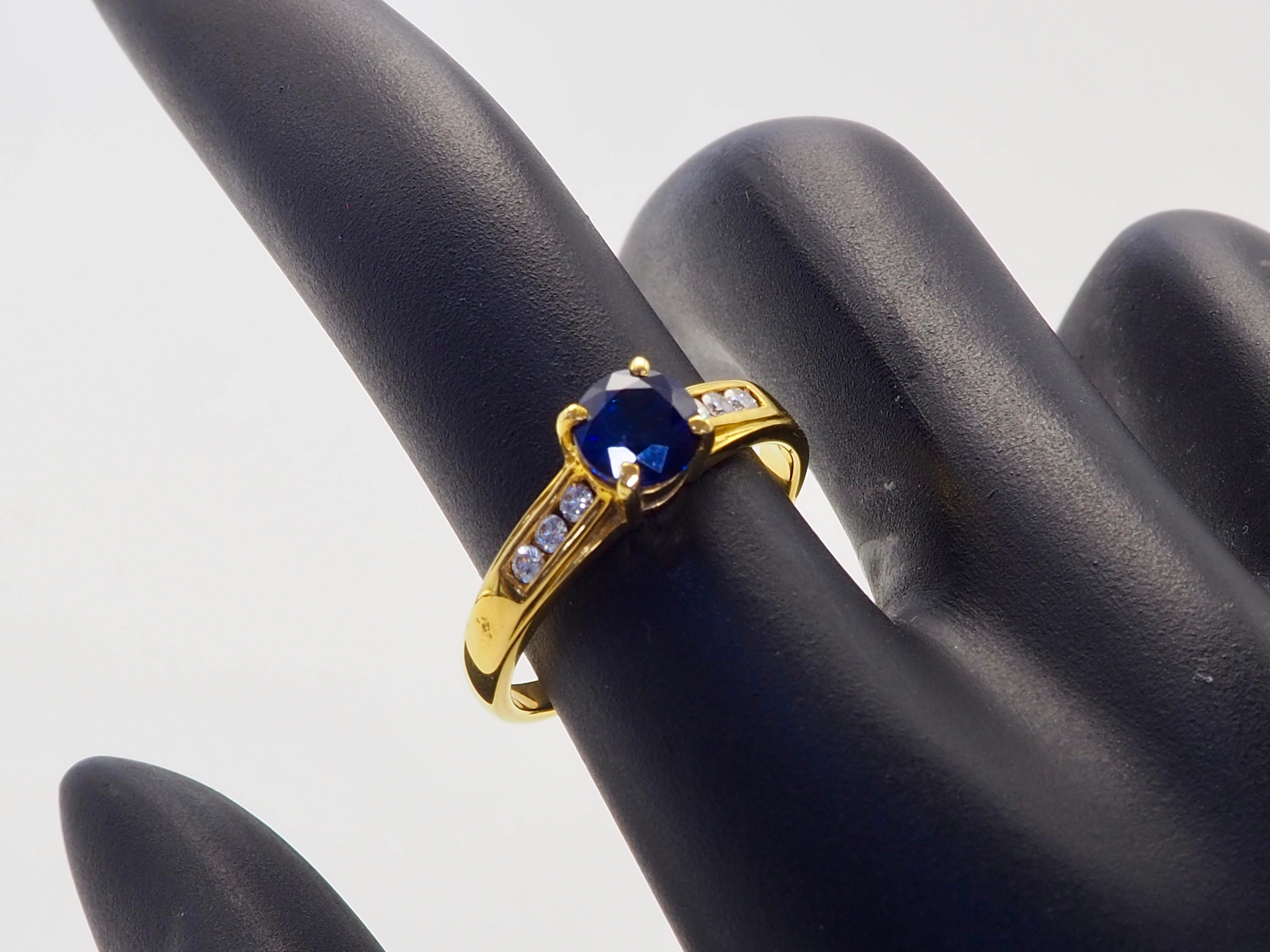 18K Gold 0,98ct abgerundeter thailändischer blauer Saphir & 0,12ct Diamant Bandring im Angebot 5