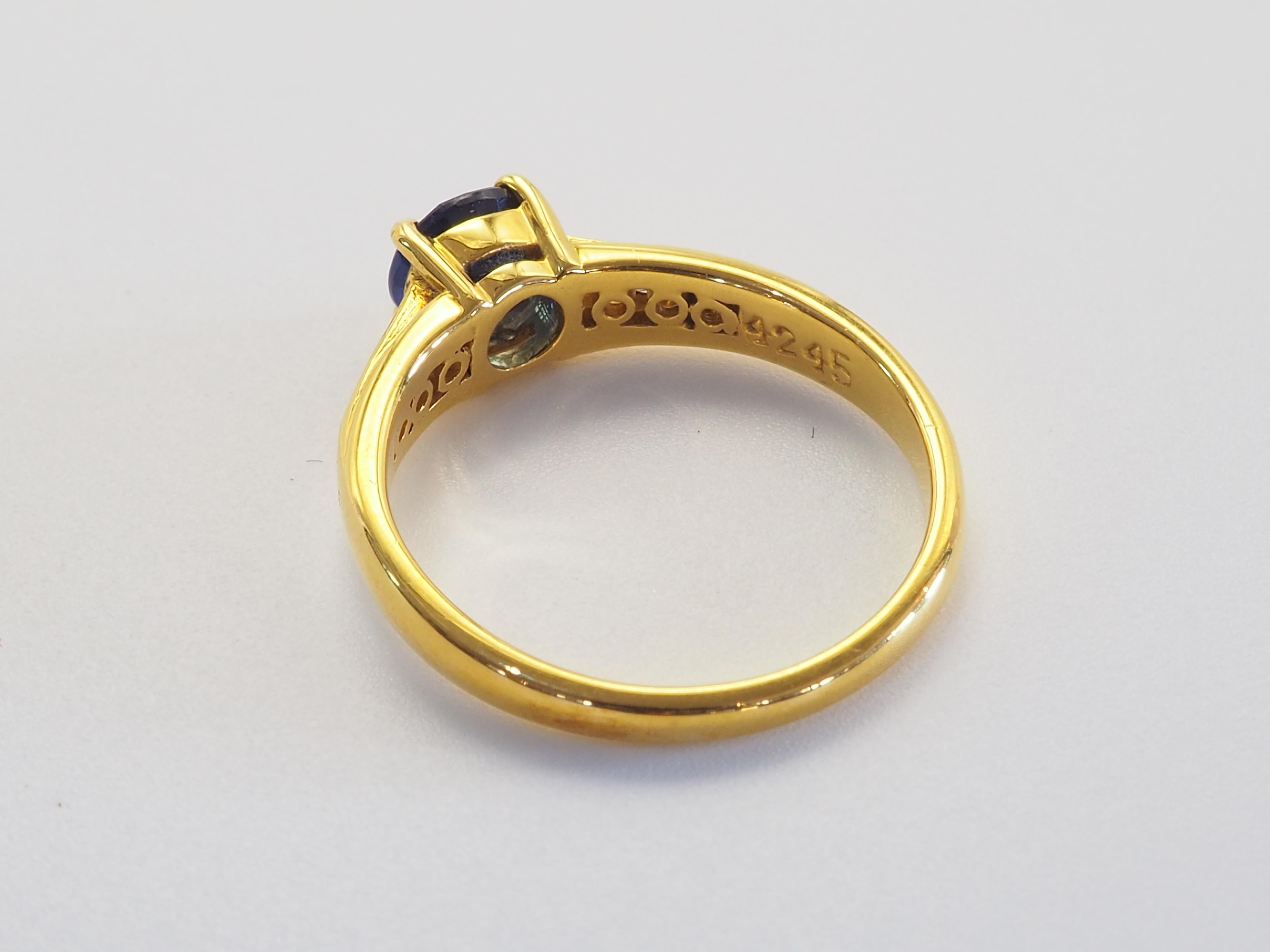 18K Gold 0,98ct abgerundeter thailändischer blauer Saphir & 0,12ct Diamant Bandring für Damen oder Herren im Angebot