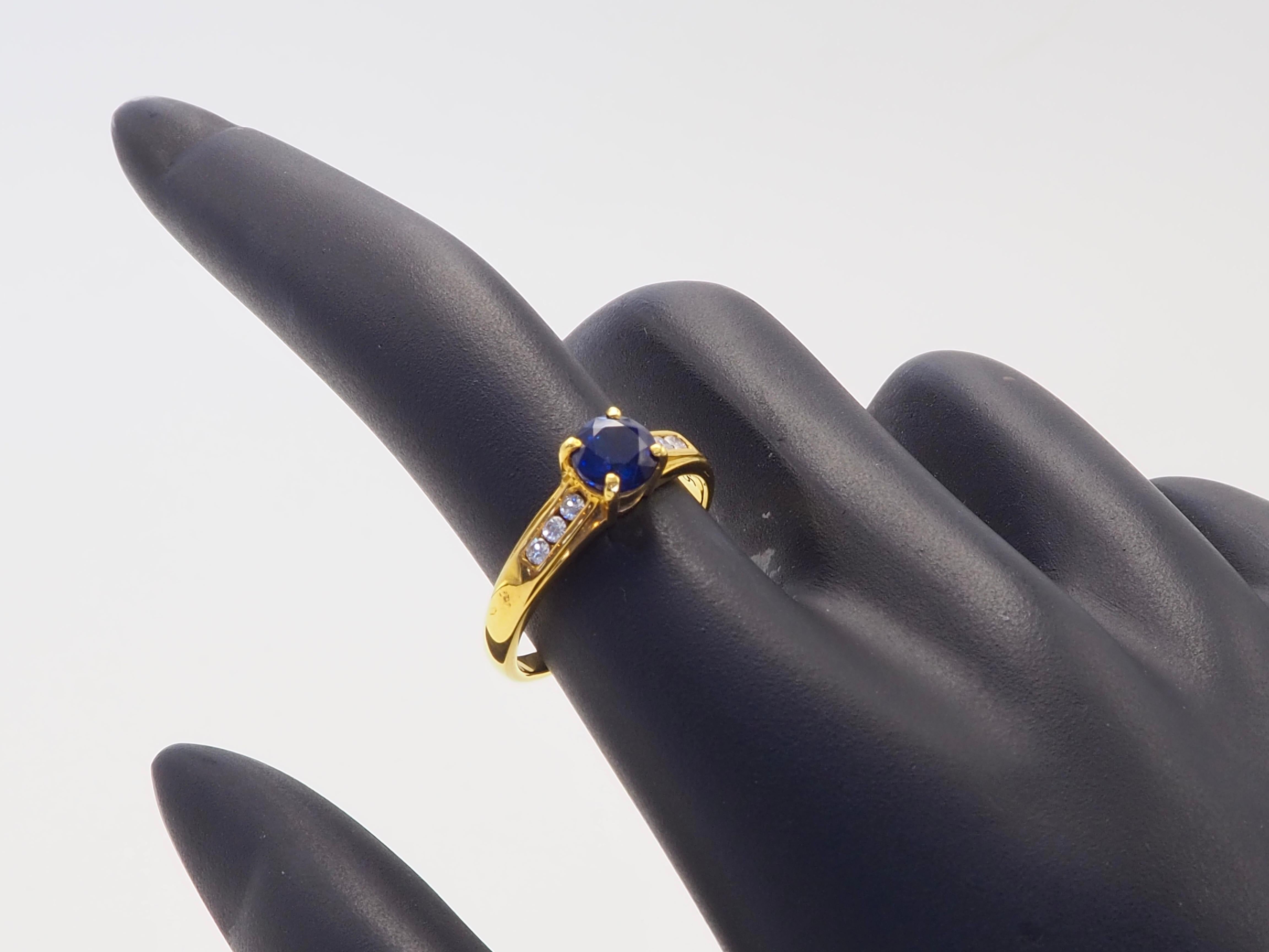 18K Gold 0,98ct abgerundeter thailändischer blauer Saphir & 0,12ct Diamant Bandring im Angebot 1