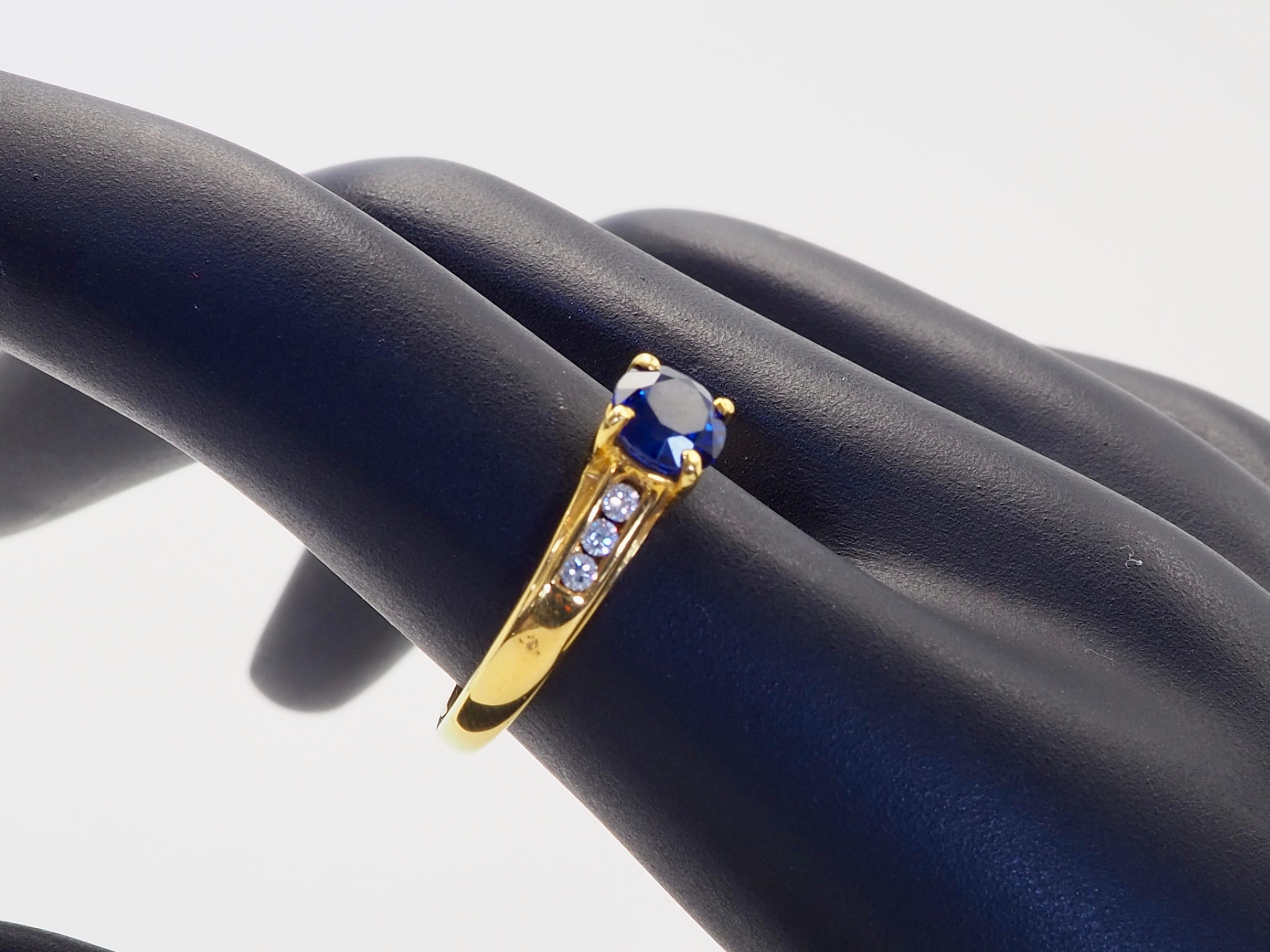 18K Gold 0,98ct abgerundeter thailändischer blauer Saphir & 0,12ct Diamant Bandring im Angebot 3