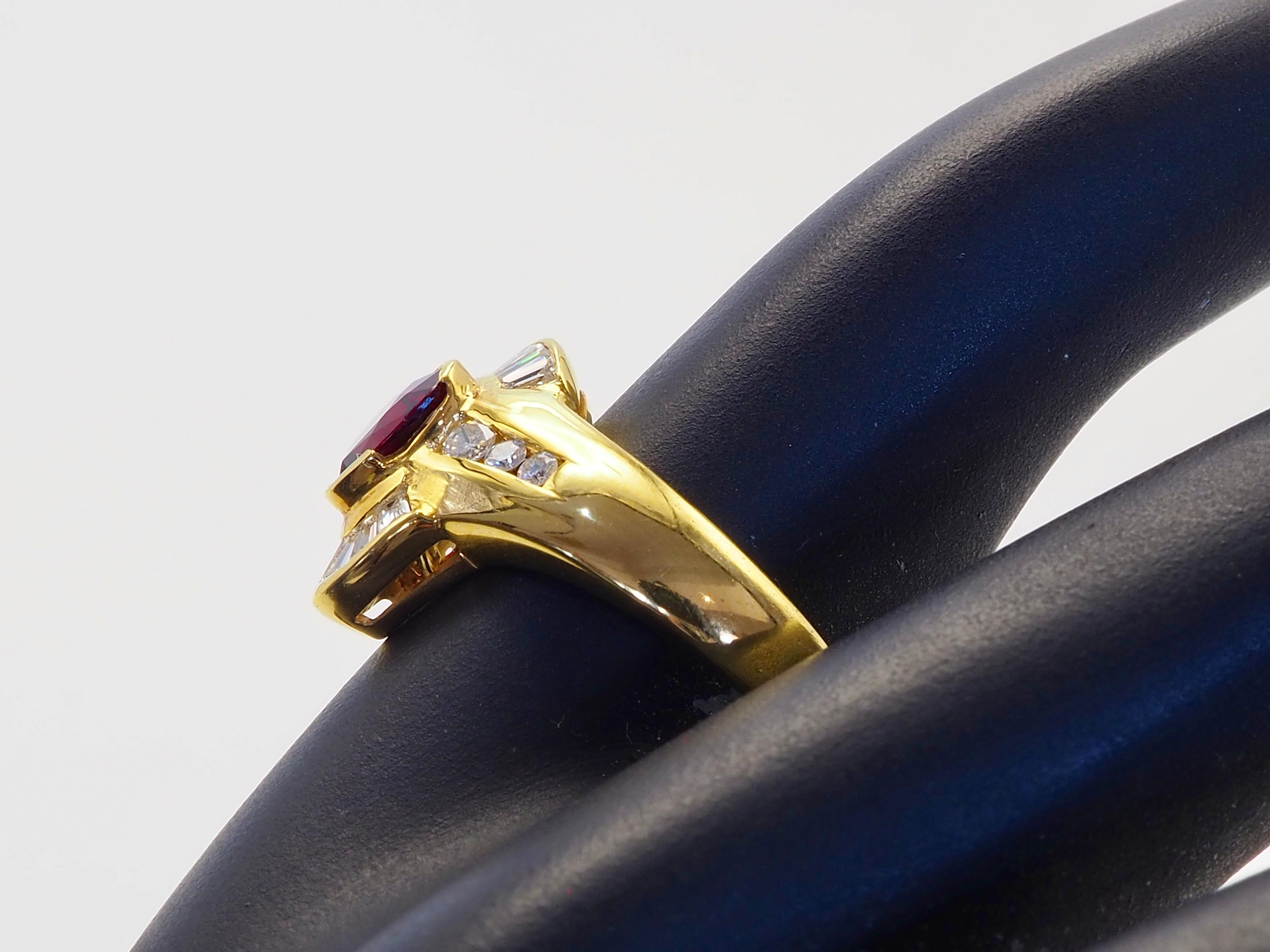 18K Gold 0.99ct Trillion Deep Red Thai Ruby & 0.60ct Diamond Fine Band Ring im Angebot 4