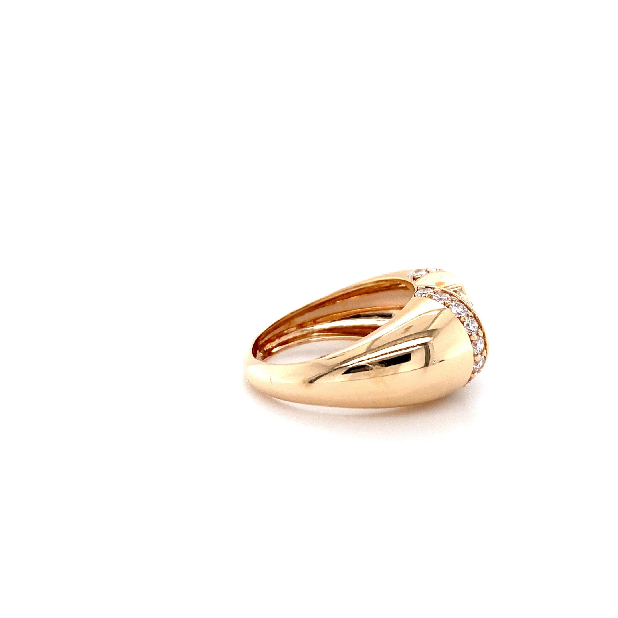 Women's or Men's 18k Gold 1 Carat Diamond Ring For Sale