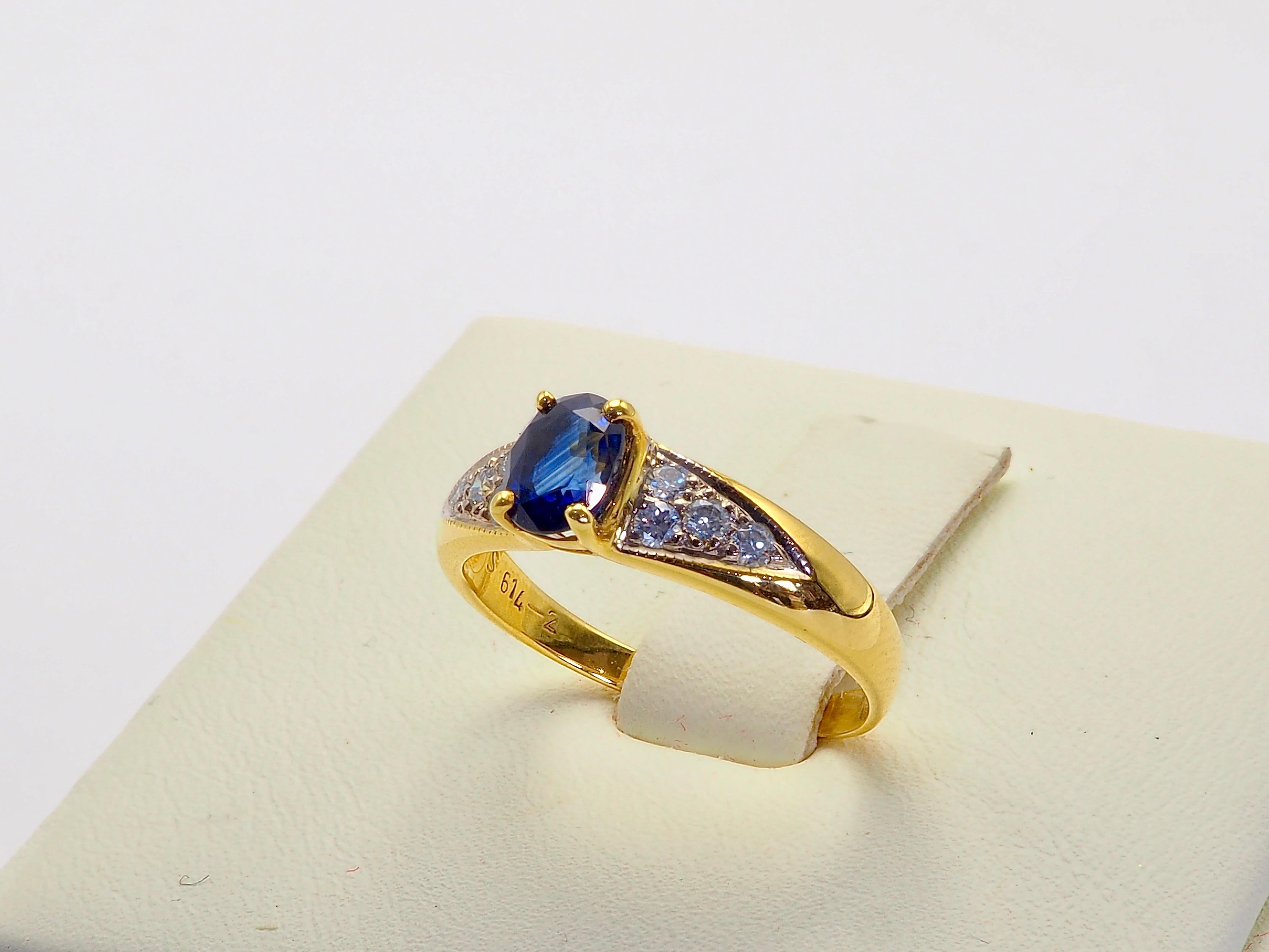 Bague fine en or 18 carats avec saphir bleu de 1,00 carat et diamant de 0,20 carat en vente 3