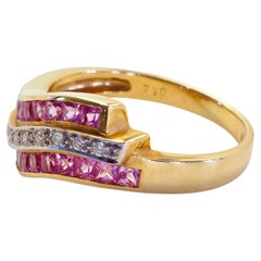 18K Gold 1.00ct Squared Pink Sapphire & 0.07ct Diamond Wavy Band Ring