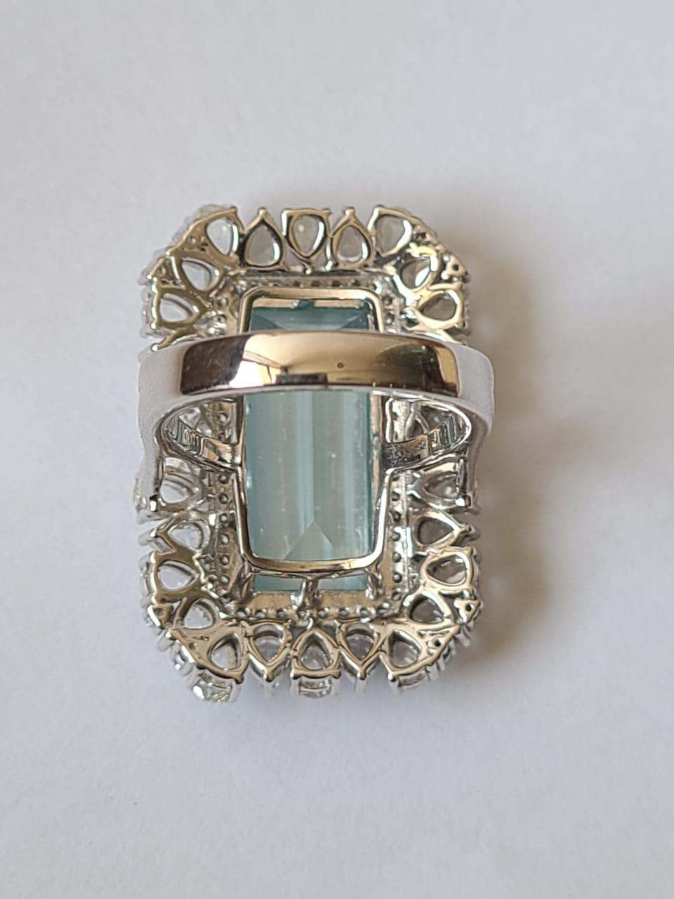 Art Deco 18K Gold, 10.11 Carats, Natural Aquamarine & Rose Cut Diamonds Cocktail Ring