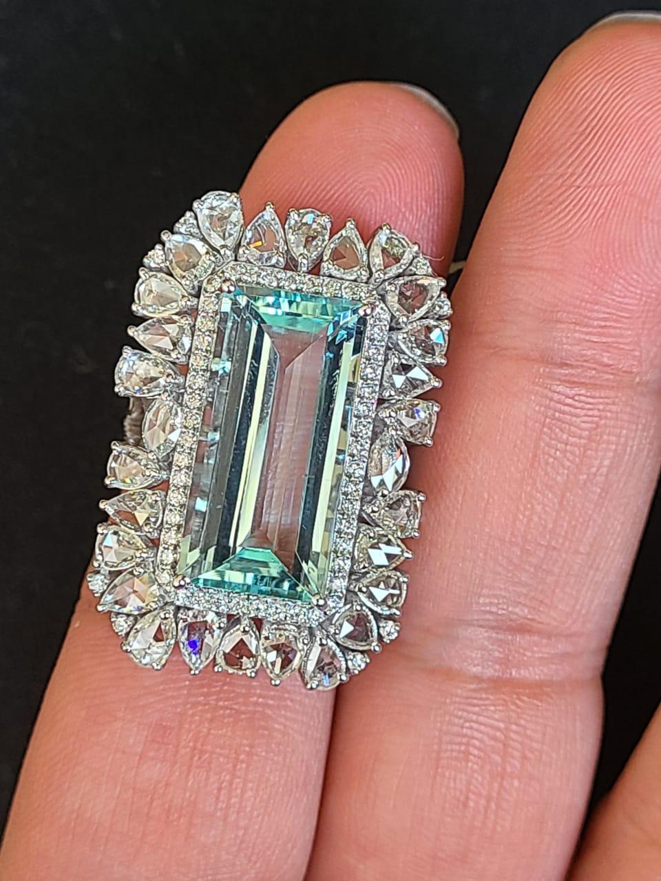 18K Gold, 10.11 Carats, Natural Aquamarine & Rose Cut Diamonds Cocktail Ring In New Condition In Hong Kong, HK