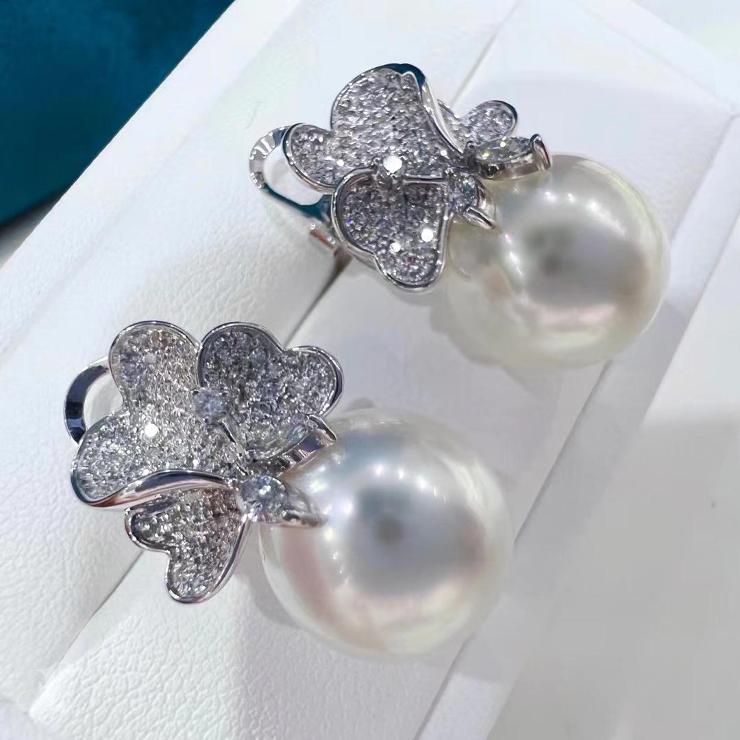 【Vine Symphony】Butterfly Bloom Aurora South Sea Pearl Diamond Pendientes de noche en venta 3