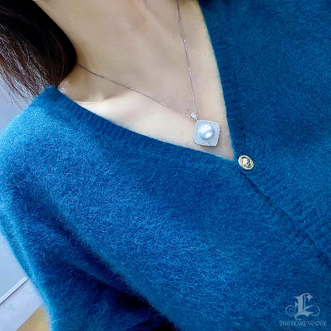 【Geometria scolpita】 Anello con ciondolo Aurora perla dei mari del sud diamante Pavé convertibile in vendita 7