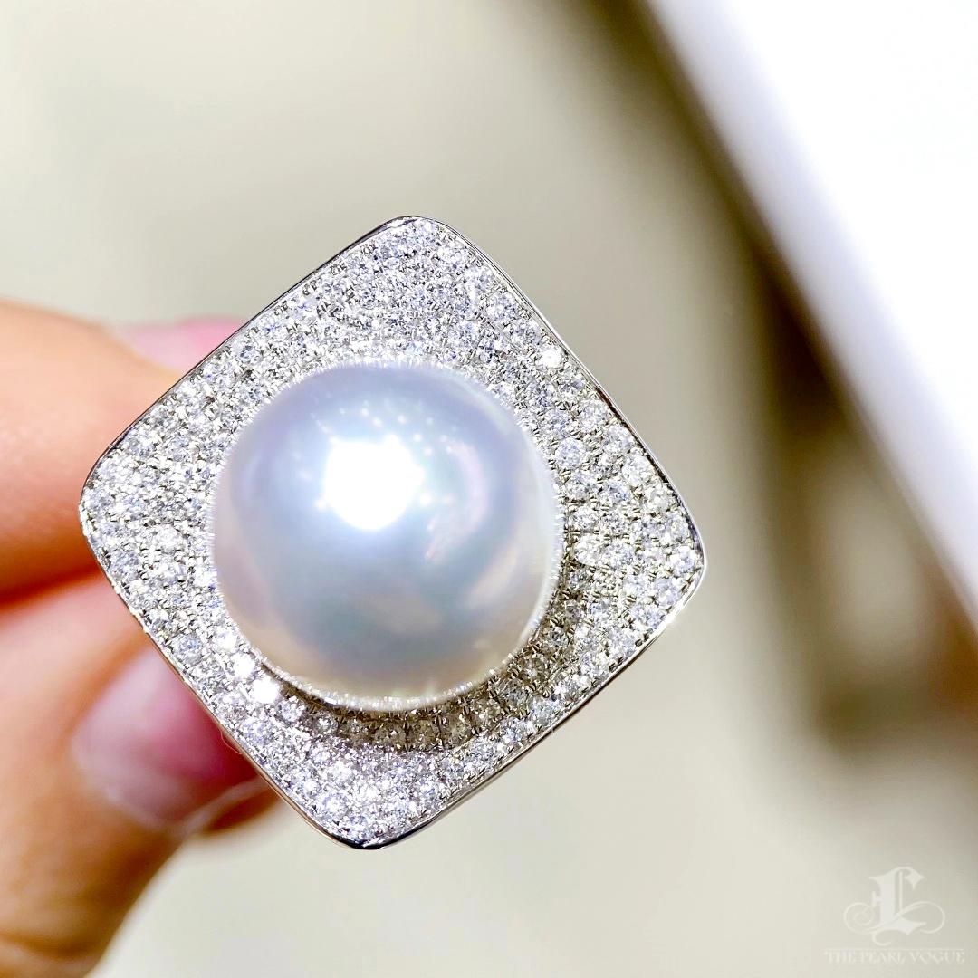 【Geometria scolpita】 Anello con ciondolo Aurora perla dei mari del sud diamante Pavé convertibile in vendita 2