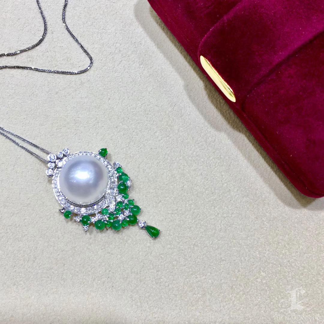 【Corona Radiance】Majestic Bloom Esmeralda Mar del Sur Perla Diamante Broche Colgante en venta 3
