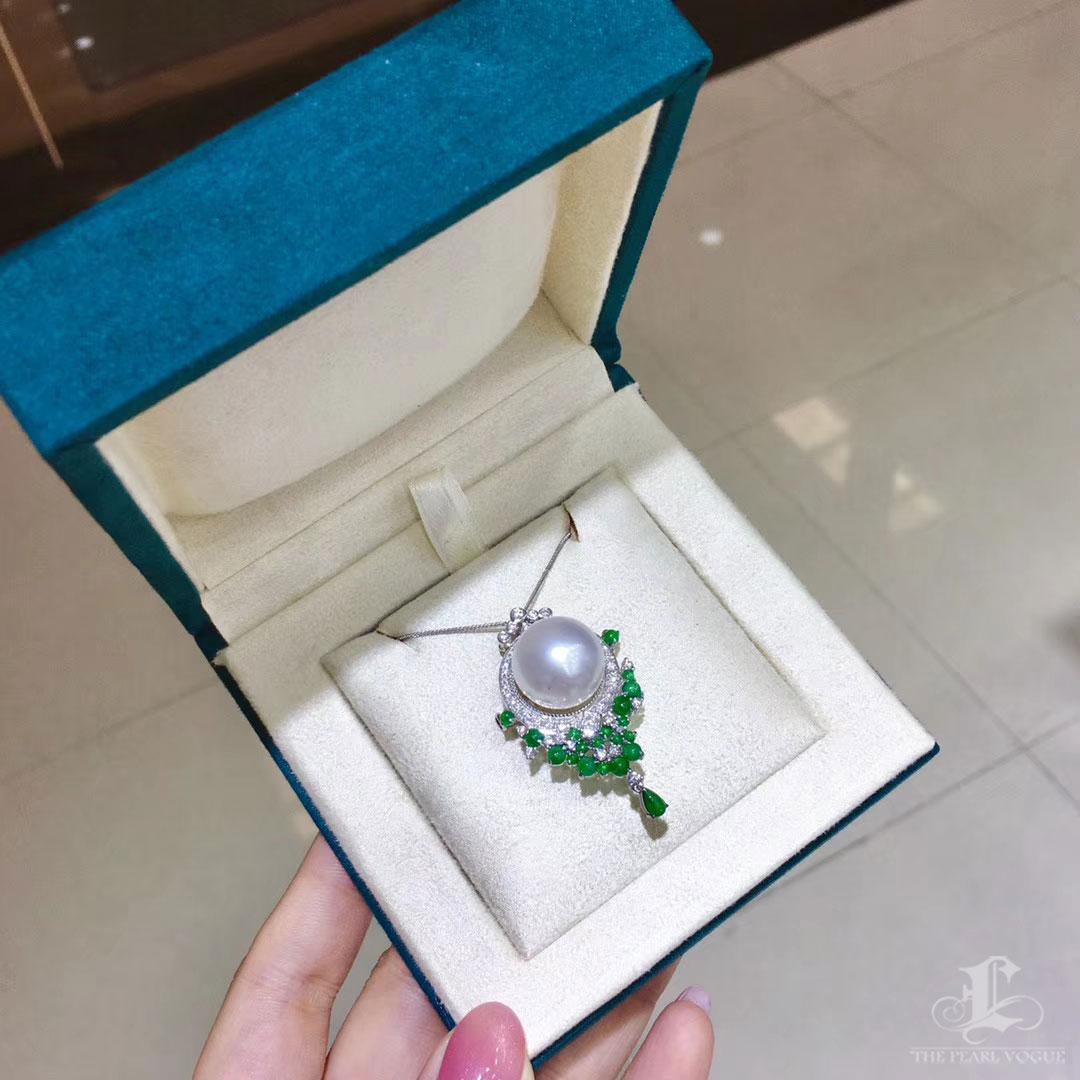 【Corona Radiance】Majestic Bloom Esmeralda Mar del Sur Perla Diamante Broche Colgante en venta 4