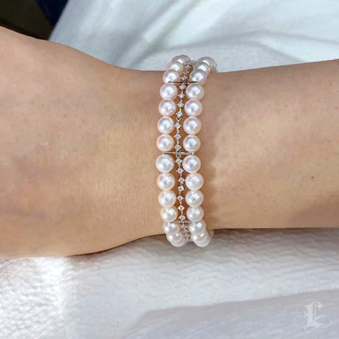 Grezzo 【Geometria scolpita】 Bracciale a doppio filo con perle Akoya e diamanti Lily Grace Baby in vendita