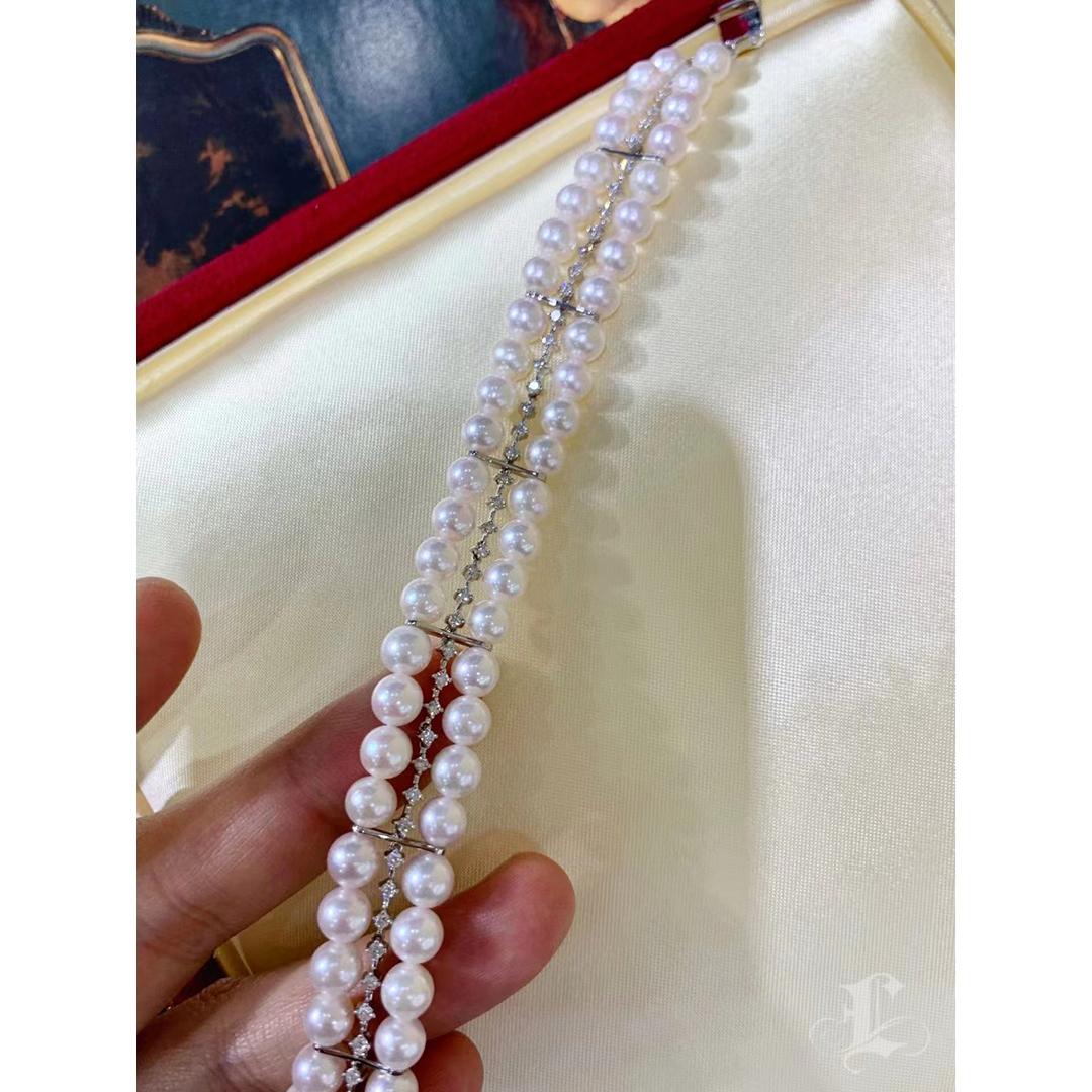 【Geometria scolpita】 Bracciale a doppio filo con perle Akoya e diamanti Lily Grace Baby in vendita 2