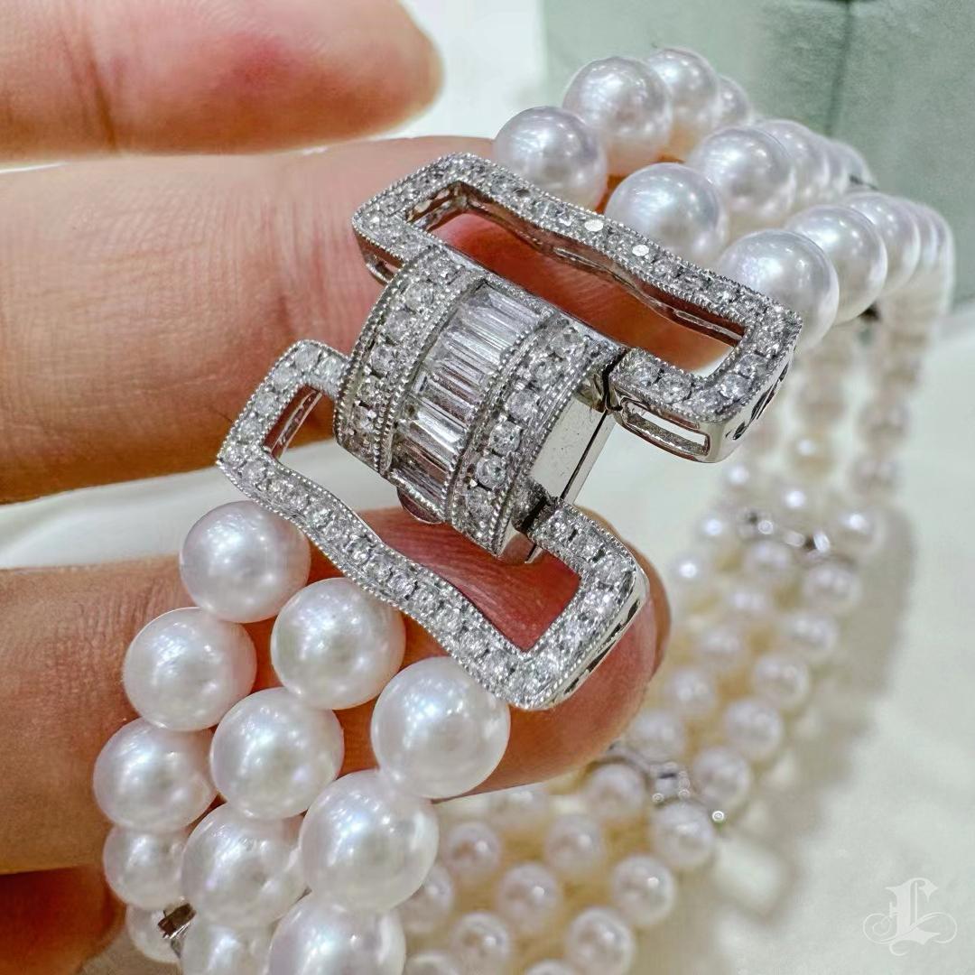 【Sculptured Geometry】Art Deco Diamond Akoya Pearl Triple-Strand Evening Bracelet Pour femmes en vente