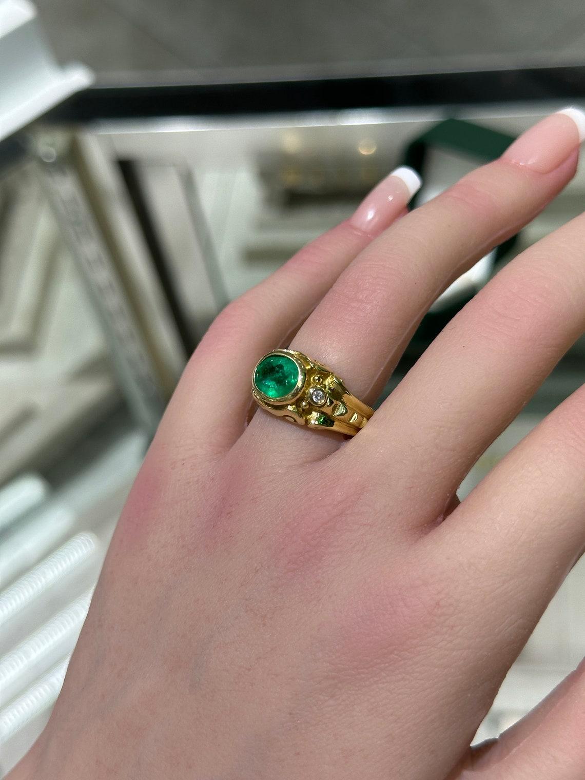 Emerald Cut 18K Gold 1.05tcw Oval Colombian Emerald & Diamond Ring, Antique Bezel Set Design For Sale