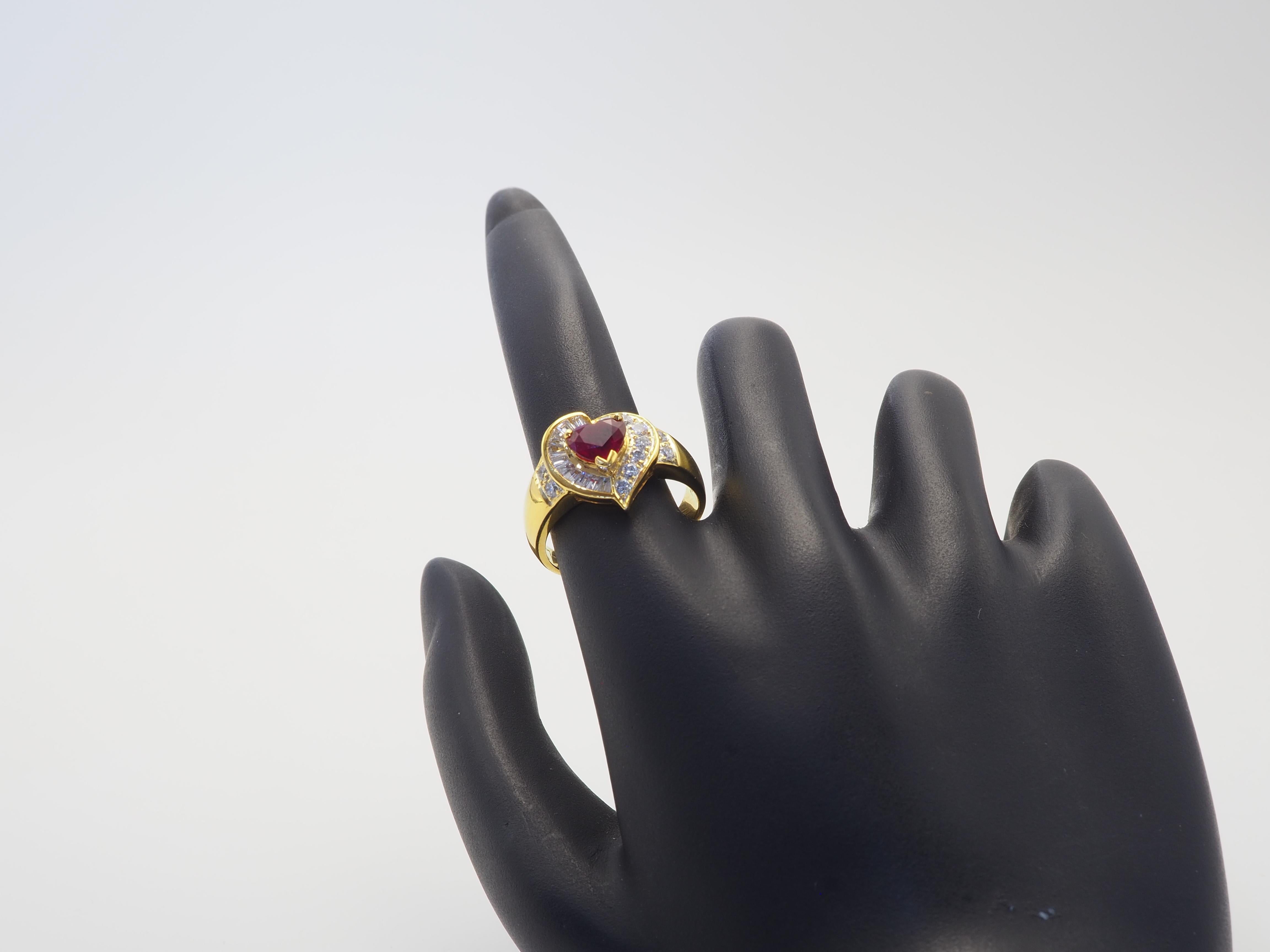 18K Gold 1.06ct Heart Pigeon's Blood Ruby & 0.58ct Diamond Fine Ring For Sale 5