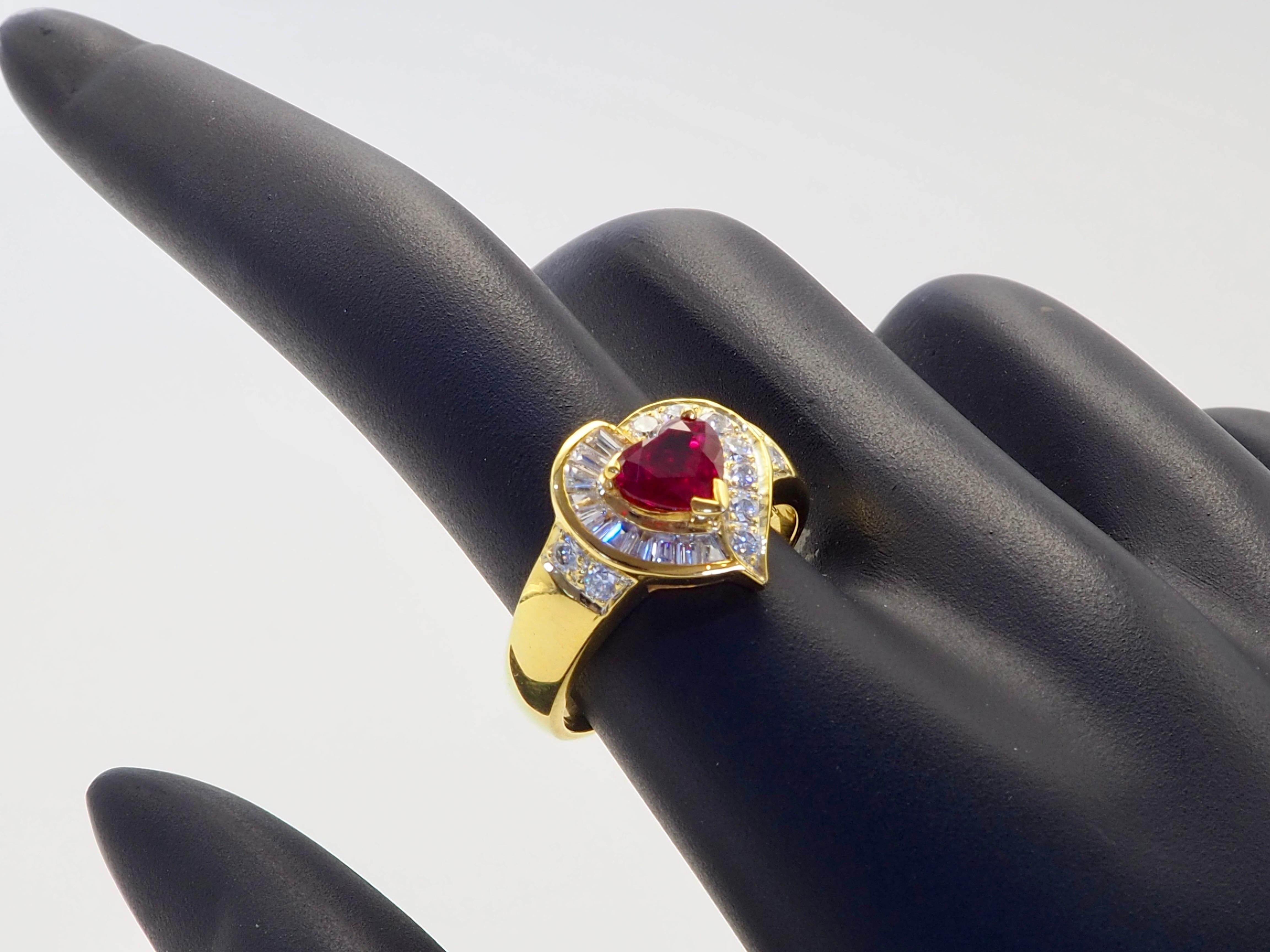 18K Gold 1.06ct Heart Pigeon's Blood Ruby & 0.58ct Diamond Fine Ring For Sale 1
