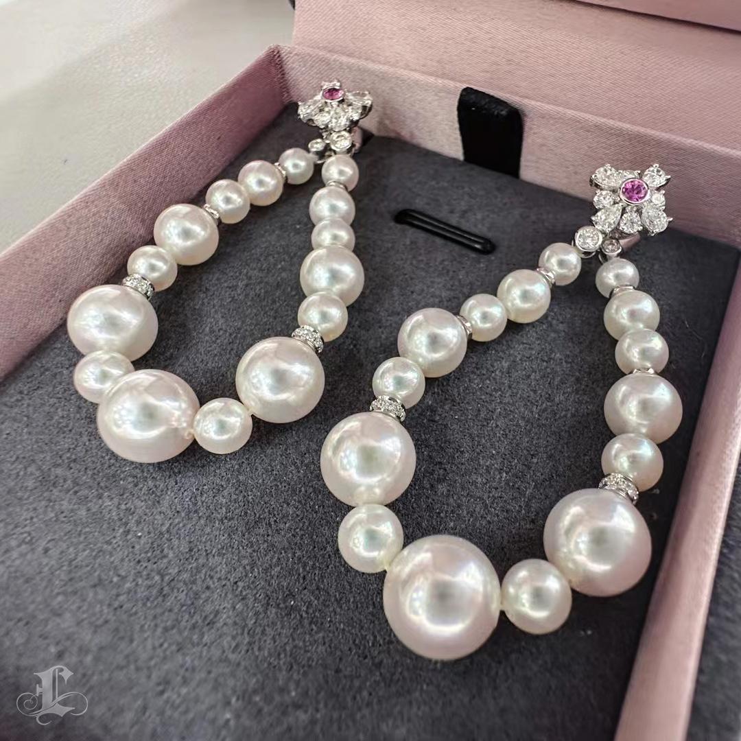 【Crown Radiance】Bloom Loop Aurora Akoya Pearl Diamond Sapphire Drop Earrings In New Condition For Sale In New York, NY