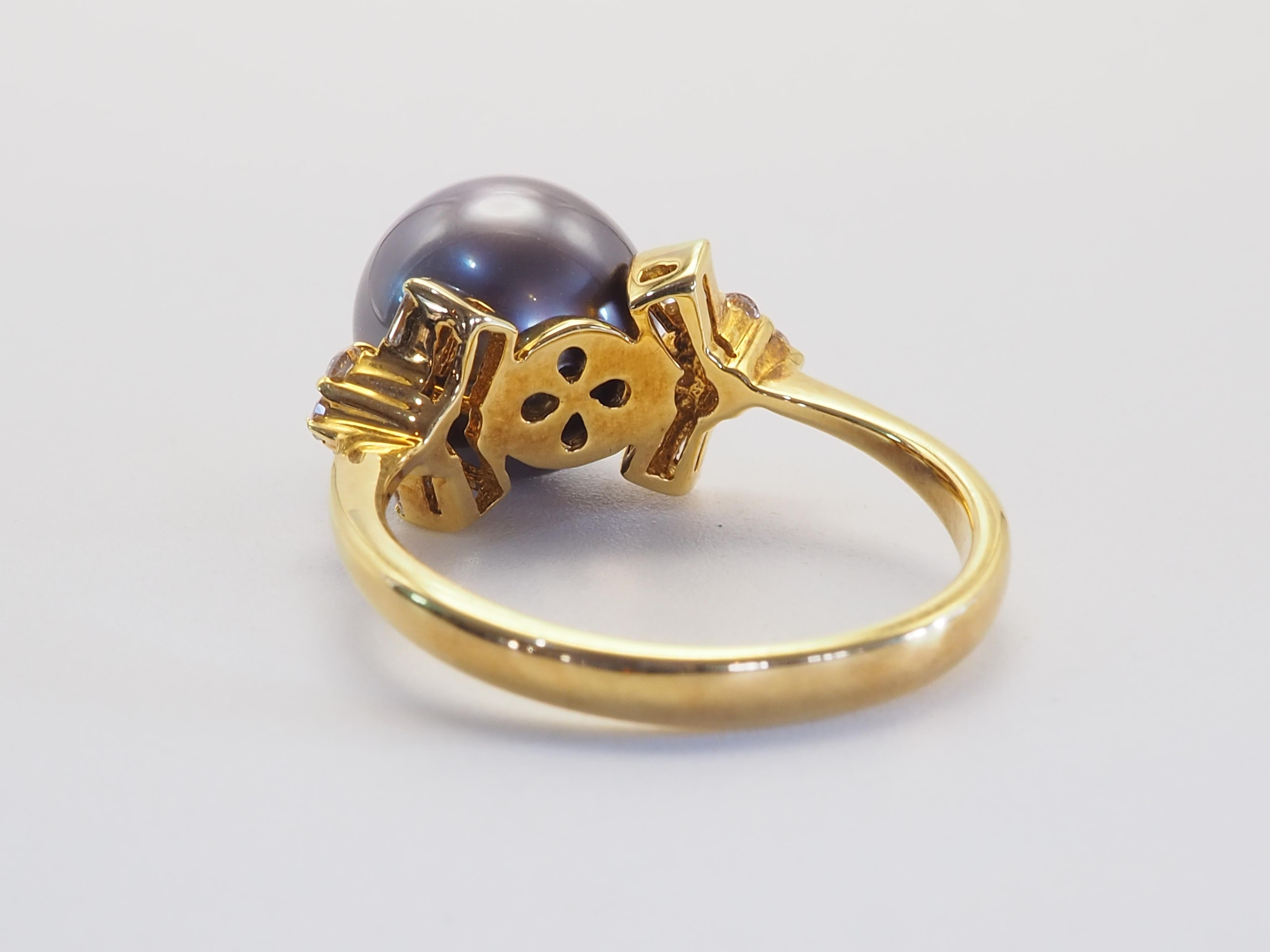 Taglio rotondo Anello da cocktail in oro 18 carati con perle di Tahiti da 10 mm e diamanti da 0,25 carati in vendita