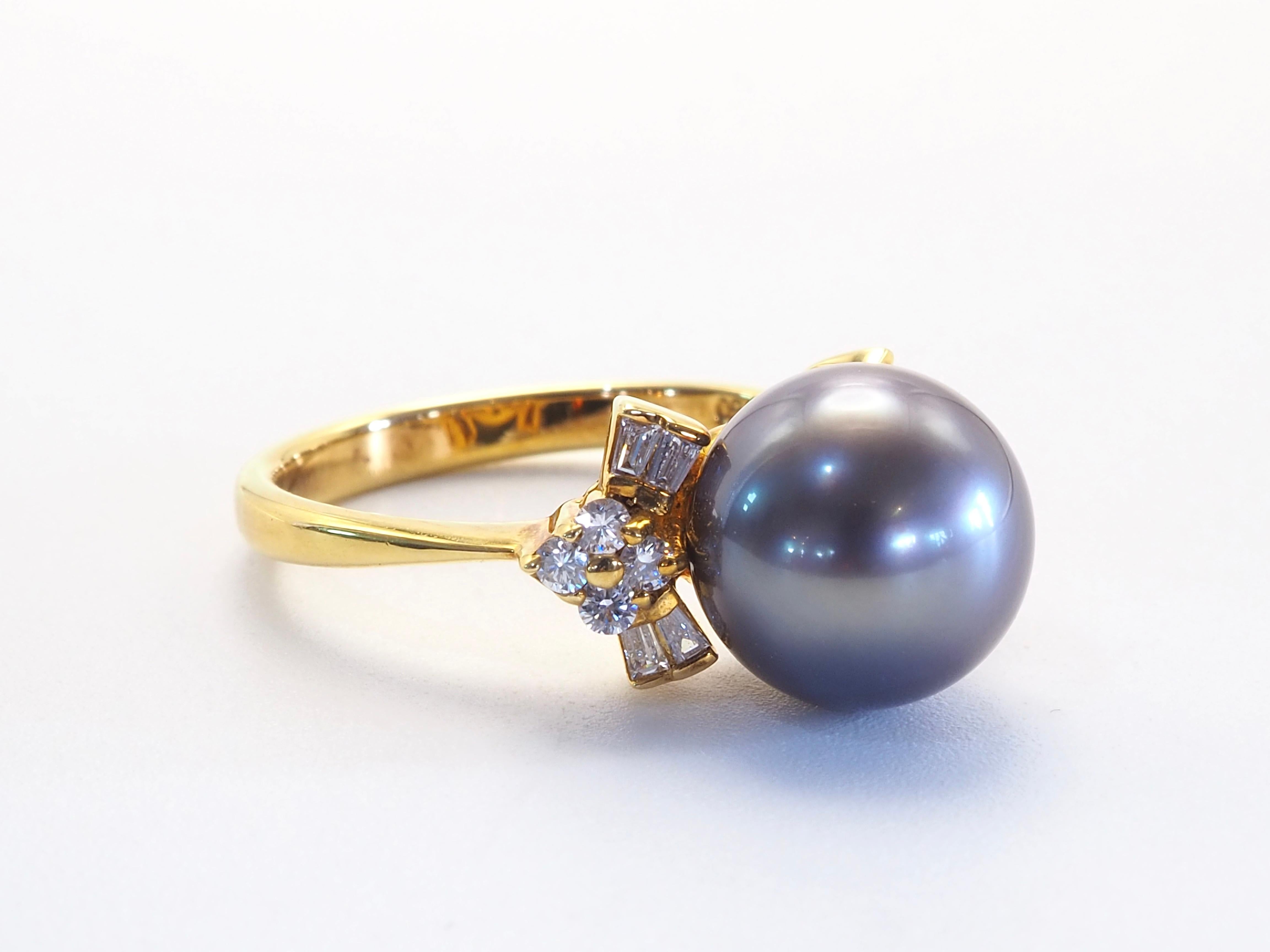 Anello da cocktail in oro 18 carati con perle di Tahiti da 10 mm e diamanti da 0,25 carati In condizioni Nuovo in vendita a เกาะสมุย, TH
