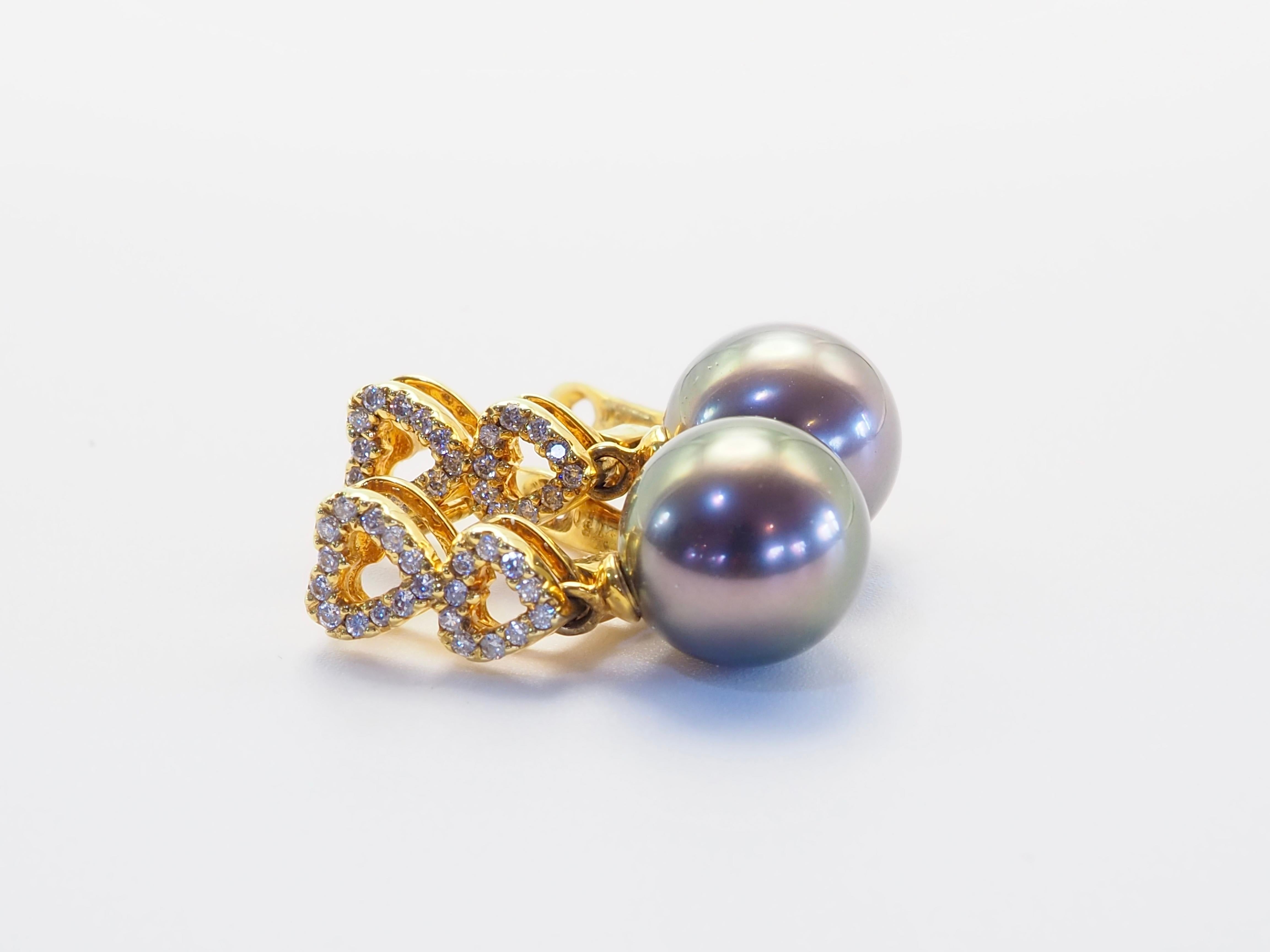 Perle Boucles d'oreilles pendantes en or 18K avec perle noire de Tahiti de 10 mm et diamant de 0,23 ct. en vente