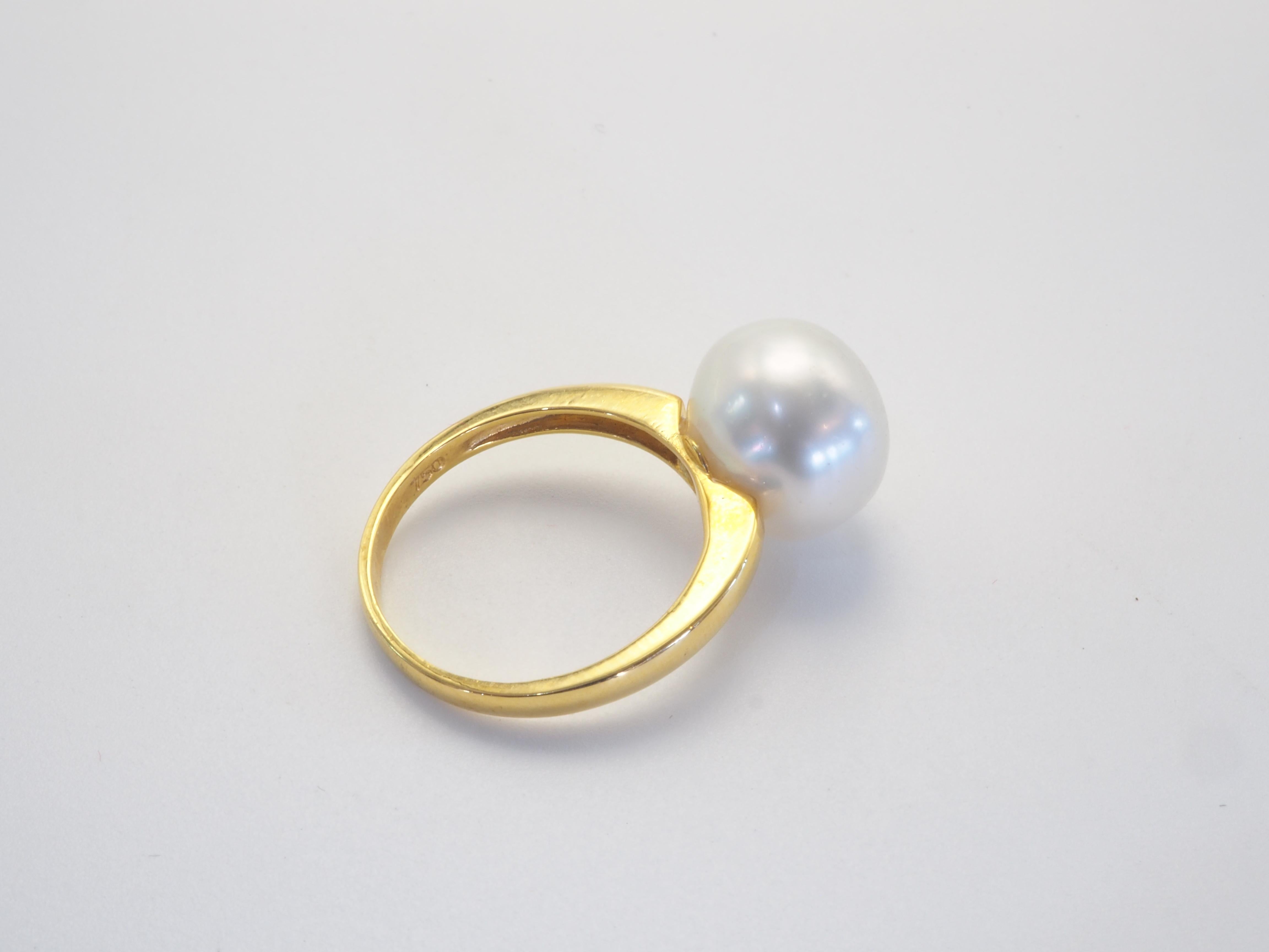 18k Gold 11 mm Free Form South Sea Pearl Solitaire Ring In Excellent Condition For Sale In เกาะสมุย, TH