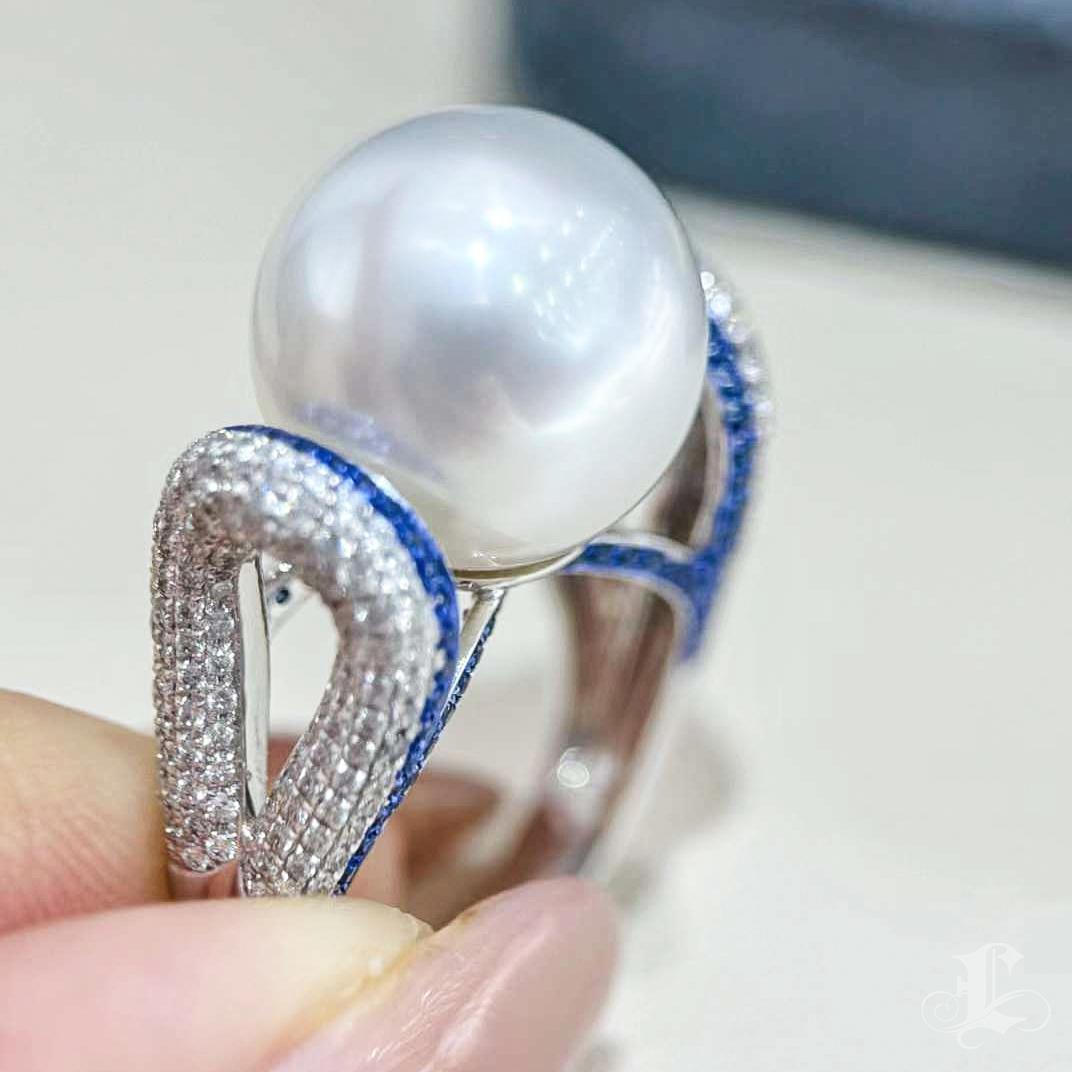 Women's 【 Sculpted Geometry】Blue Orbit South Sea Pearl Diamond Sapphire Cocktail Ring For Sale