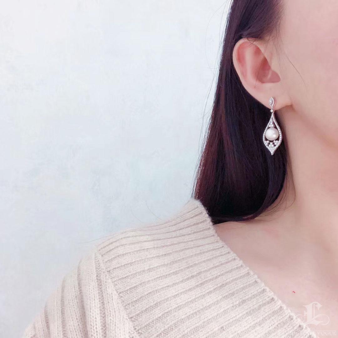 Uncut 【Crown Radiance】Aurora Teardrop South Sea Pearl Diamond Gala Earrings For Sale
