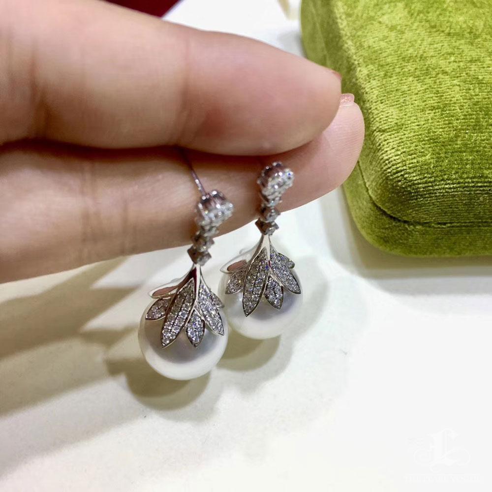 【Crown Radiance】Pendientes de Diamantes y Perlas del Mar del Sur Aurora de Cresta Radiante en venta 1