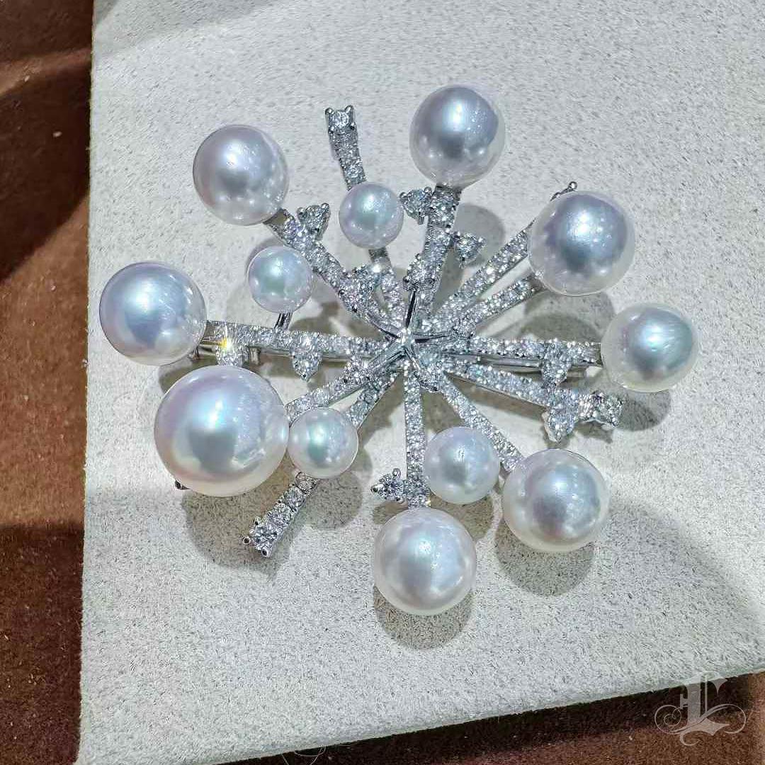【Lustre Arco】Convertible Floración Estelar Colgante Broche Diamante Perla Akoya en Nuevo estado para la venta en New York, NY