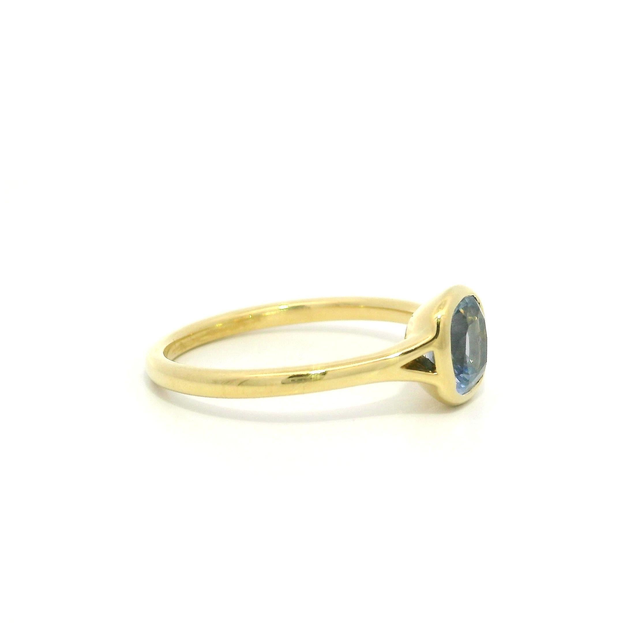 18k Gold 1,13ct keine Hitze Ceylon Kissen Schritt Schliff Saphir Lünette Solitär Ring Damen im Angebot