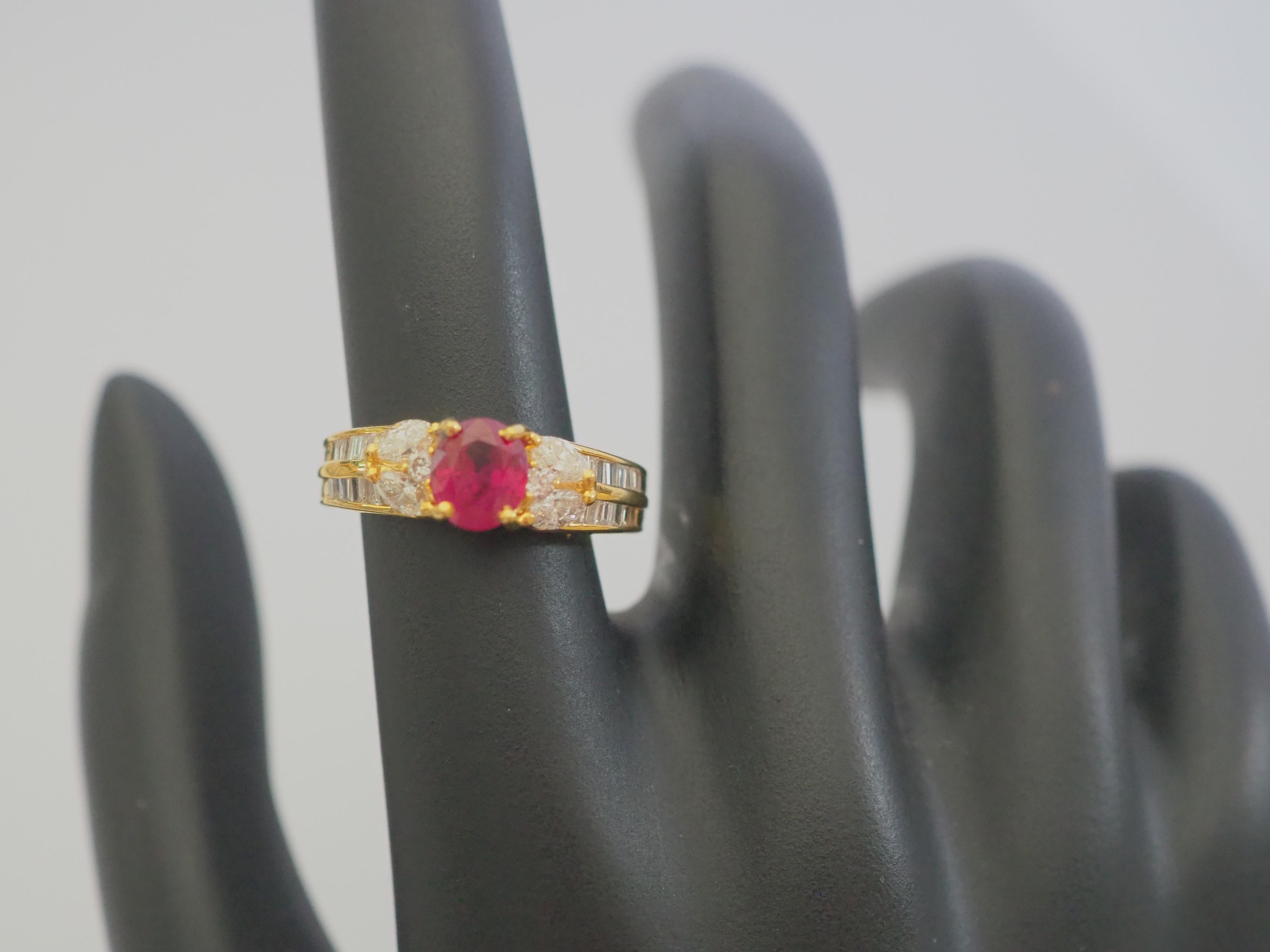 18K Gold 1.14ct Burma Ruby &0.58ct Assorted Diamonds Cocktail Ring For Sale 3