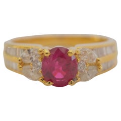 Vintage 18K Gold 1.14ct Burma Ruby &0.58ct Assorted Diamonds Cocktail Ring