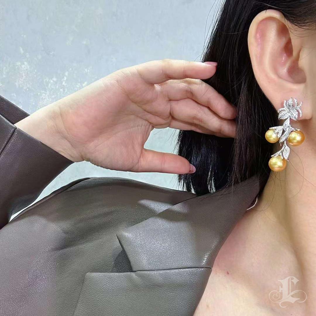Uncut 【Vine Symphony】Golden Vine Aurora South Sea Pearl & Diamond Earrings For Sale