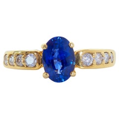 18K Gold 1.15ct Oval Cornflower Blue Sapphire & 0.40ct Diamond Engagement Ring