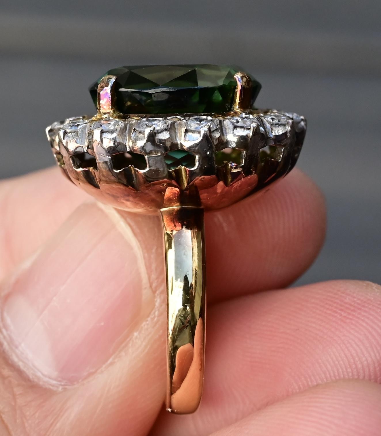18K Gold 11.77ct Green Tourmaline & Diamond Halo Ring – 12.75g, Size 5.25 2