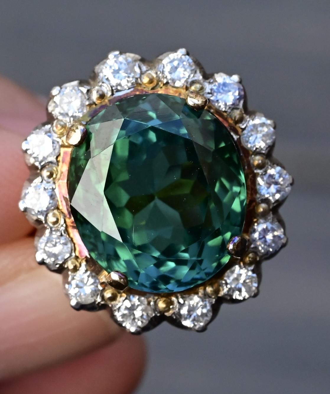 18K Gold 11.77ct Green Tourmaline & Diamond Halo Ring – 12.75g, Size 5.25 4