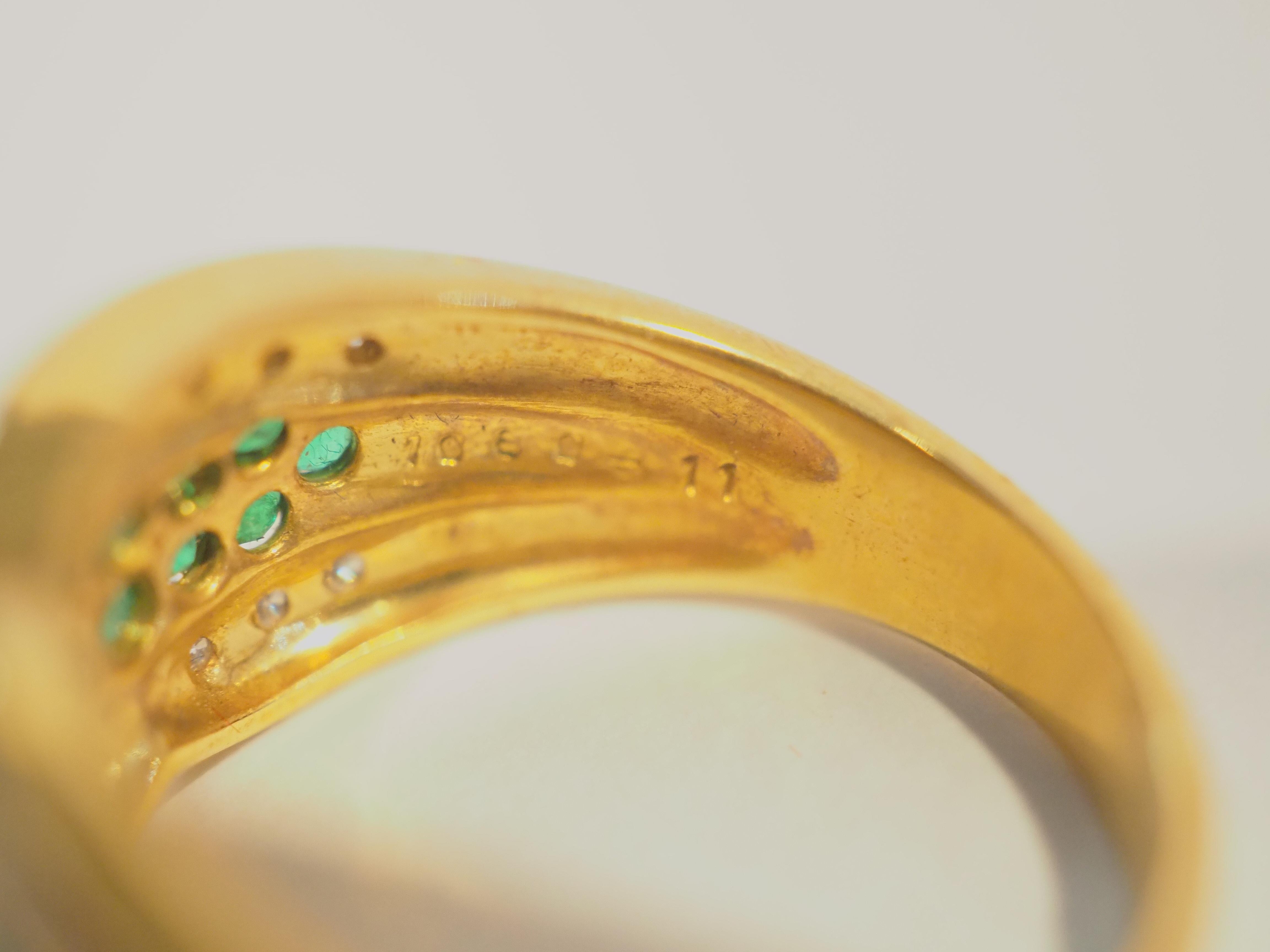 18 Karat Gold 1,20 Karat Pave Smaragd & 0,12 Karat Pave Diamant Fancy Cluster-Ring im Angebot 2
