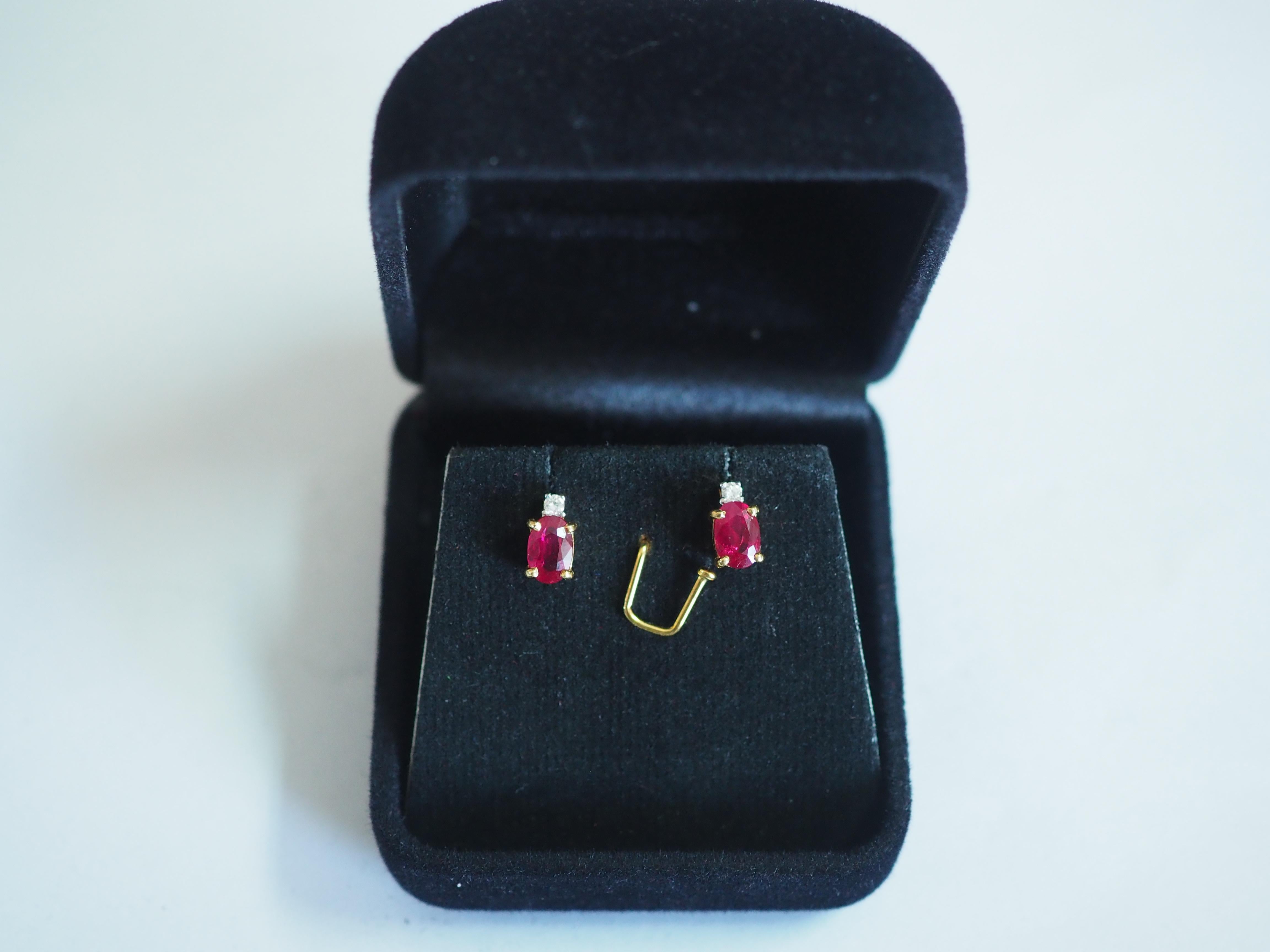 Women's or Men's No Reserve-18k Gold 1.20ct Pigeon's Blood Ruby & 0.06ct Diamond Stud Earrings