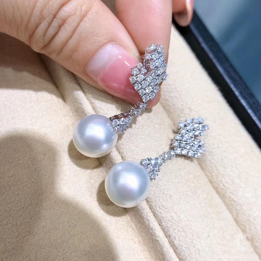 Women's 【Vine Symphony】Crystal Vine Aurora South Sea Pearl Diamond Earrings For Sale