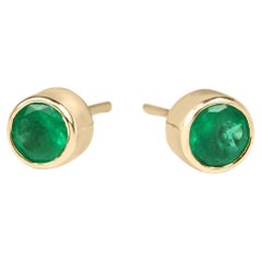 Studente con castone in oro 18K da 1,22tcw di alta qualità con smeraldo rotondo naturale verde scuro