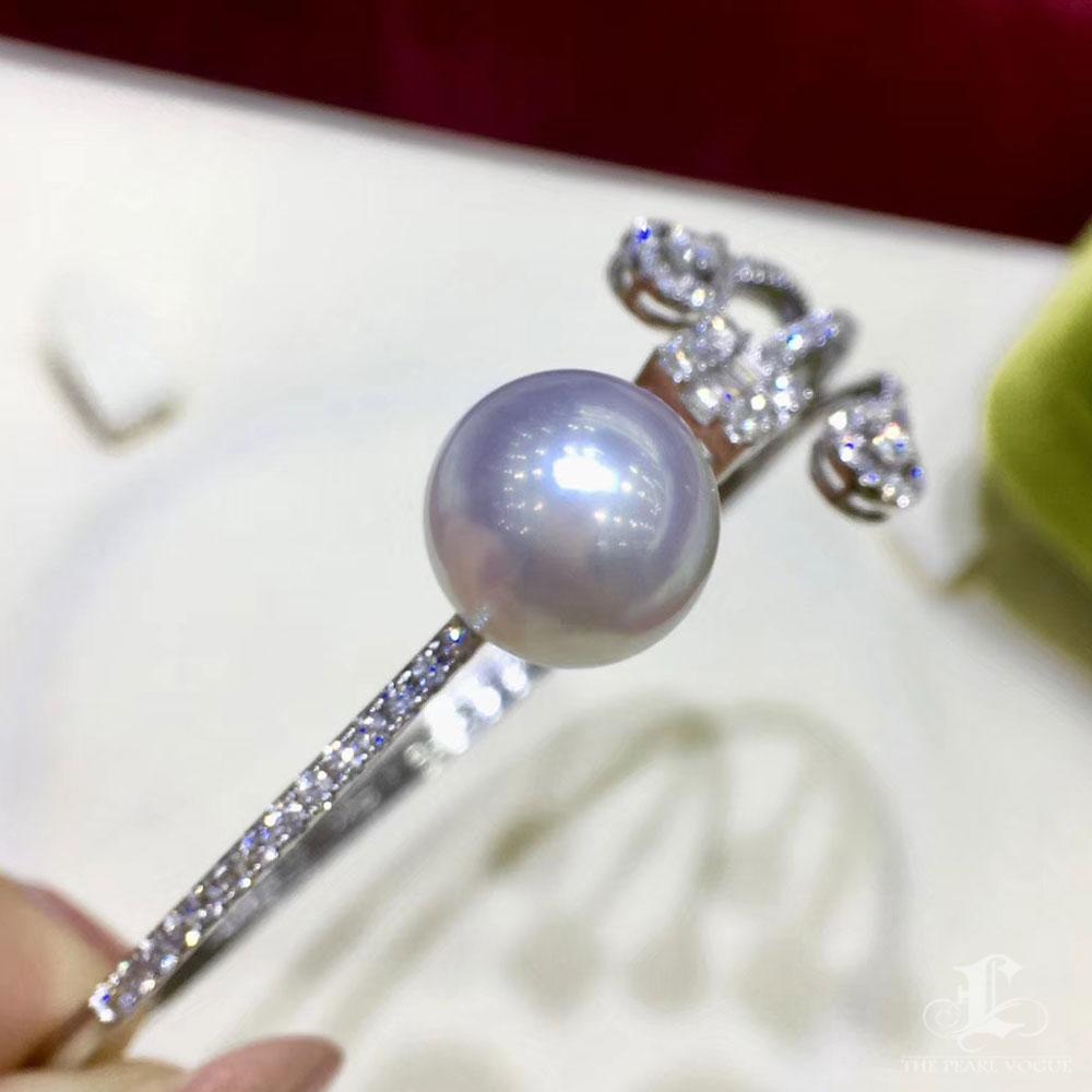 【Sculptured Geometry】Modern South Sea Pearl Baguette Diamond Open Cuff Bracelet Pour femmes en vente