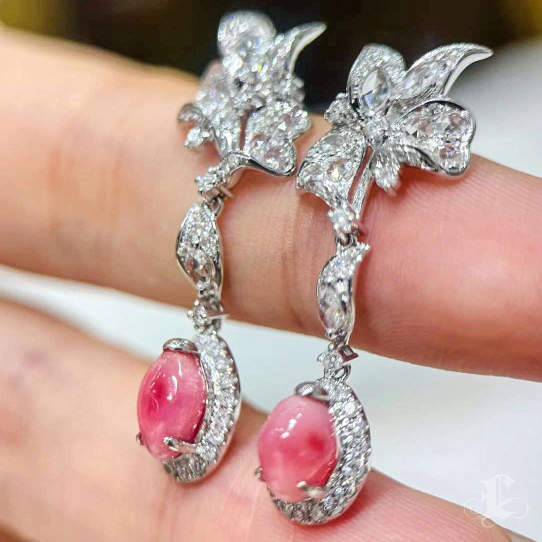 Uncut 【Conchéa】Flame Conch Pearl & Diamond Drop Earrings — 2.55ct For Sale