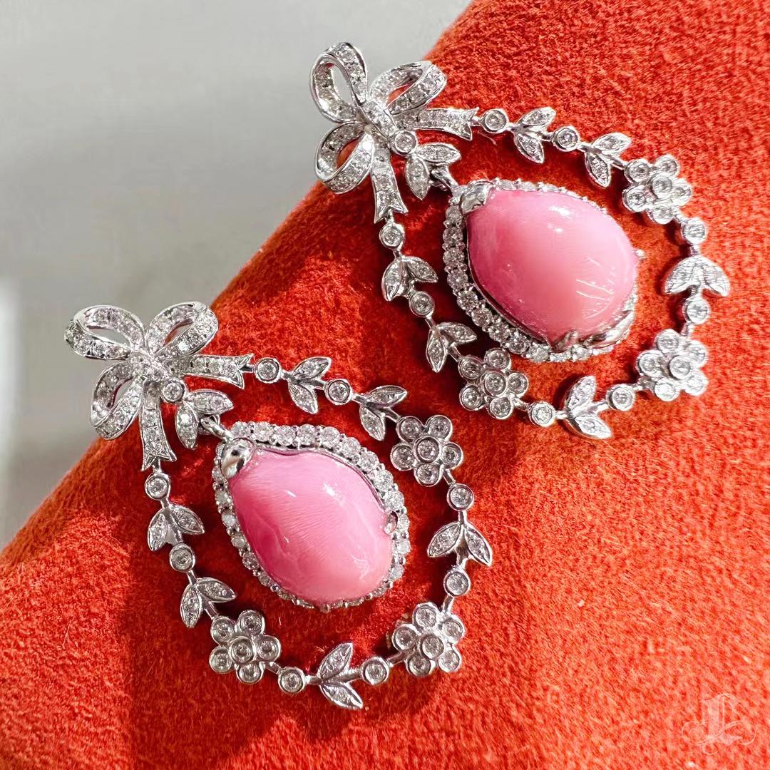 Donna 【Conchéa】Orecchini di perle e diamanti con arco di Duchessa - 8.99ct in vendita