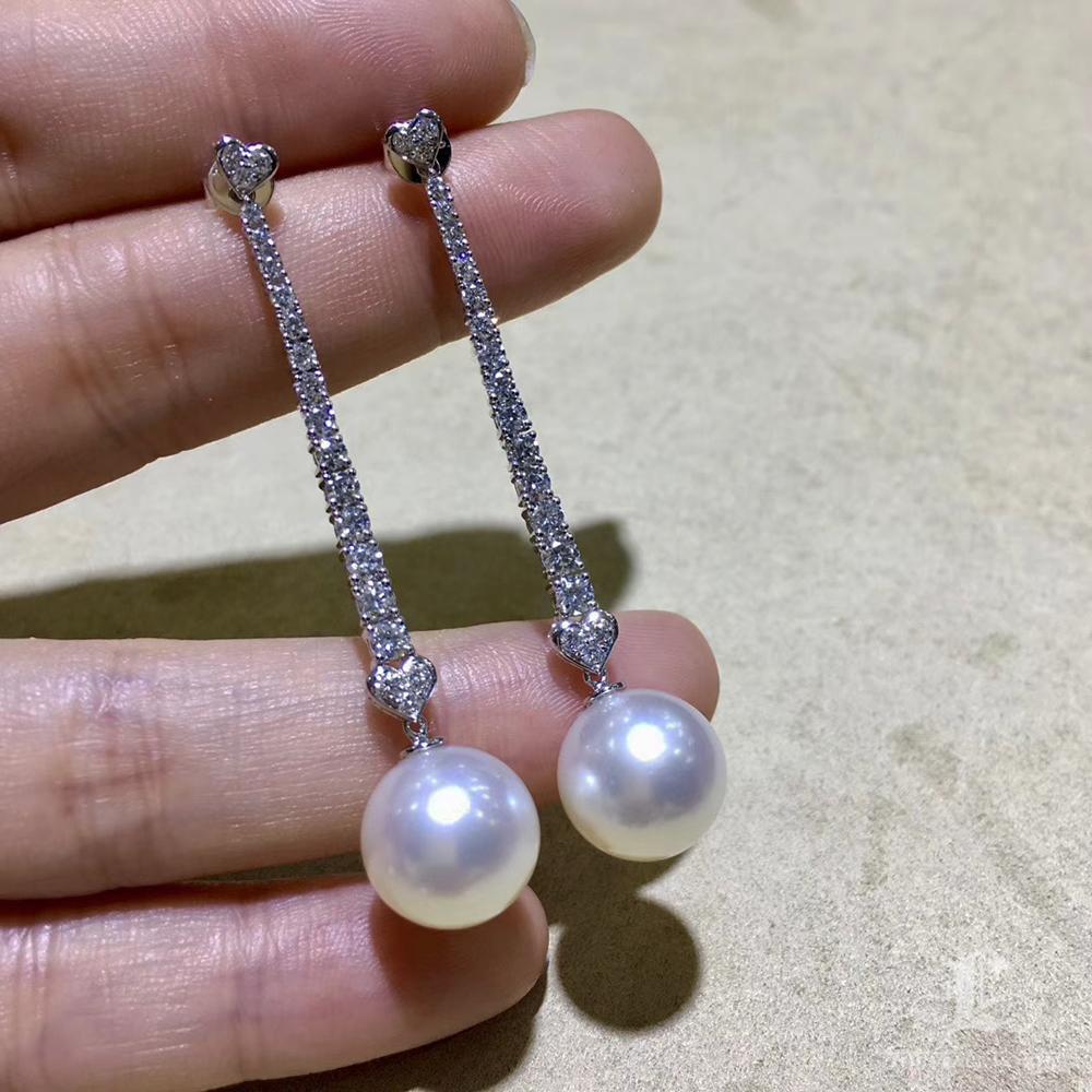 【Sculpture géométrique】Boucles d'oreilles en forme de cœur Aurora, perles de mer du Sud et diamants en vente 3