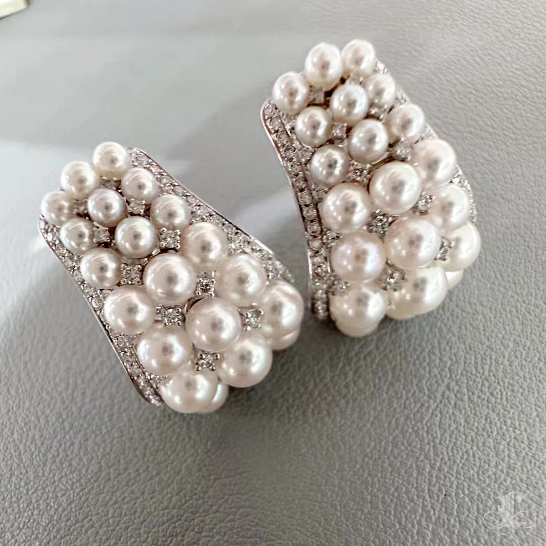【Crown Radiance】Cascade Luxe Aurora Baby Akoya Pearl Diamond Earrings For Sale 3