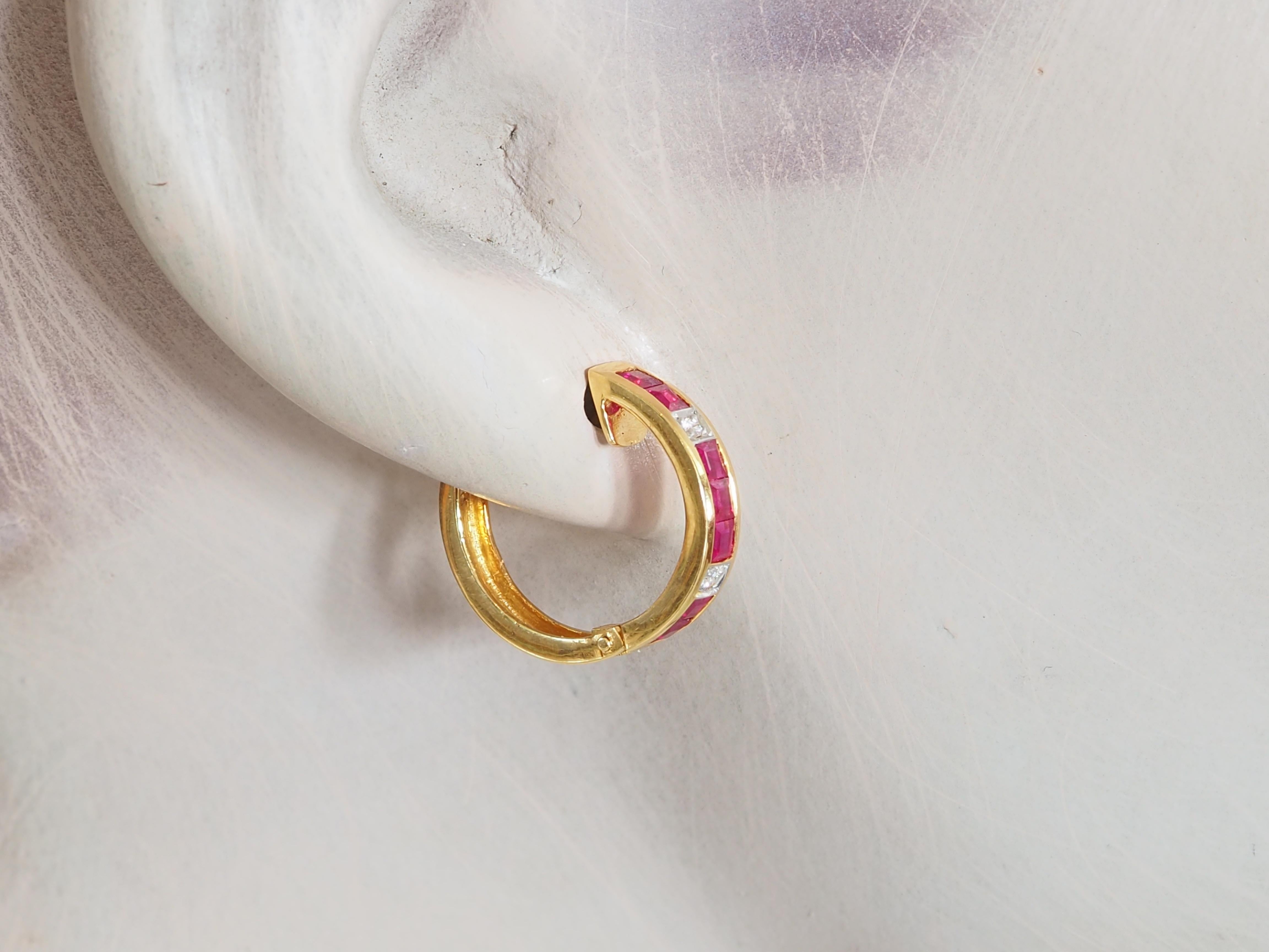 18K Gold 1.40ct Squared Ruby & 0.04ct Diamond Hoop Earrings For Sale 4